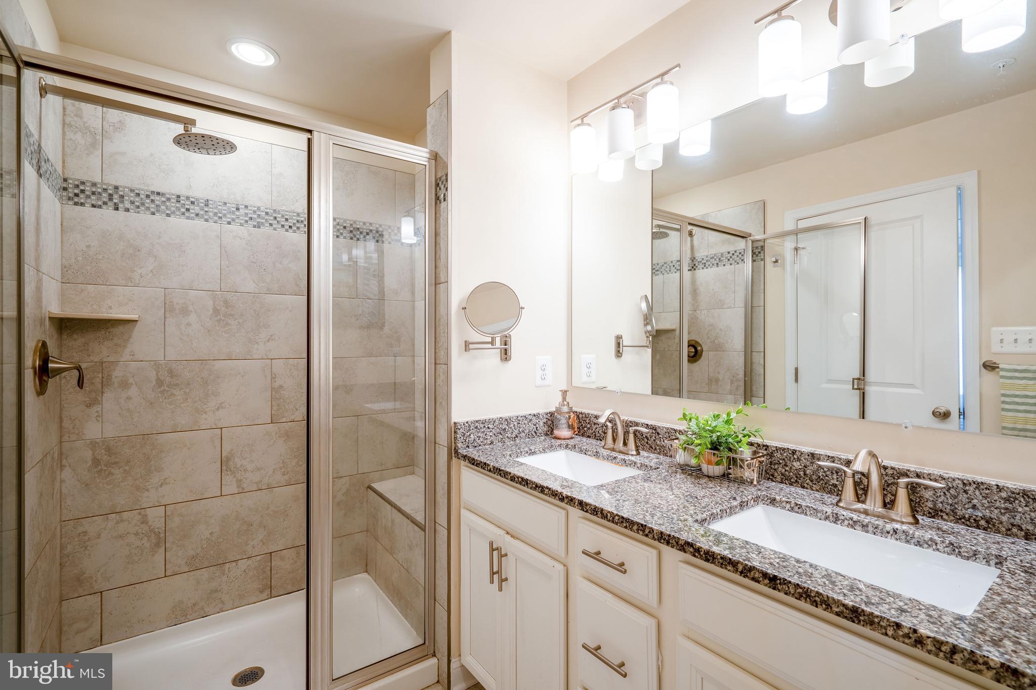 SPRING CREEK - Residential