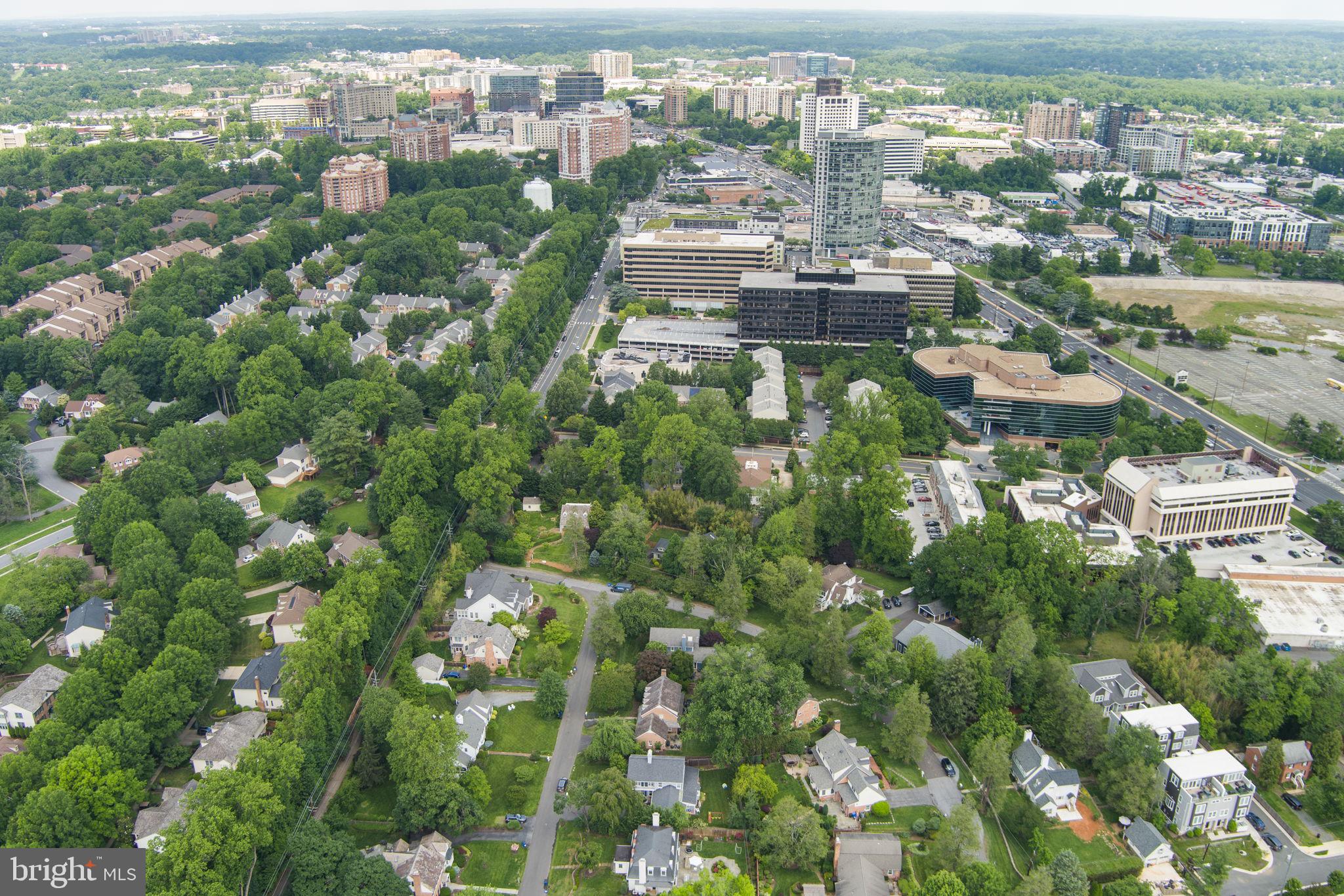 ROCKVILLE OUTSIDE - Residential