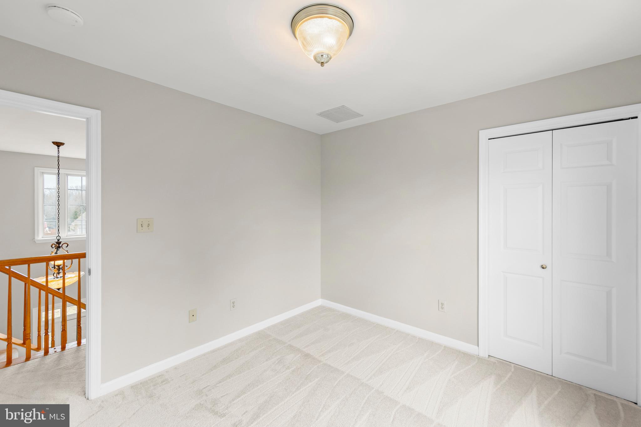 MOSBY STATION - Residential