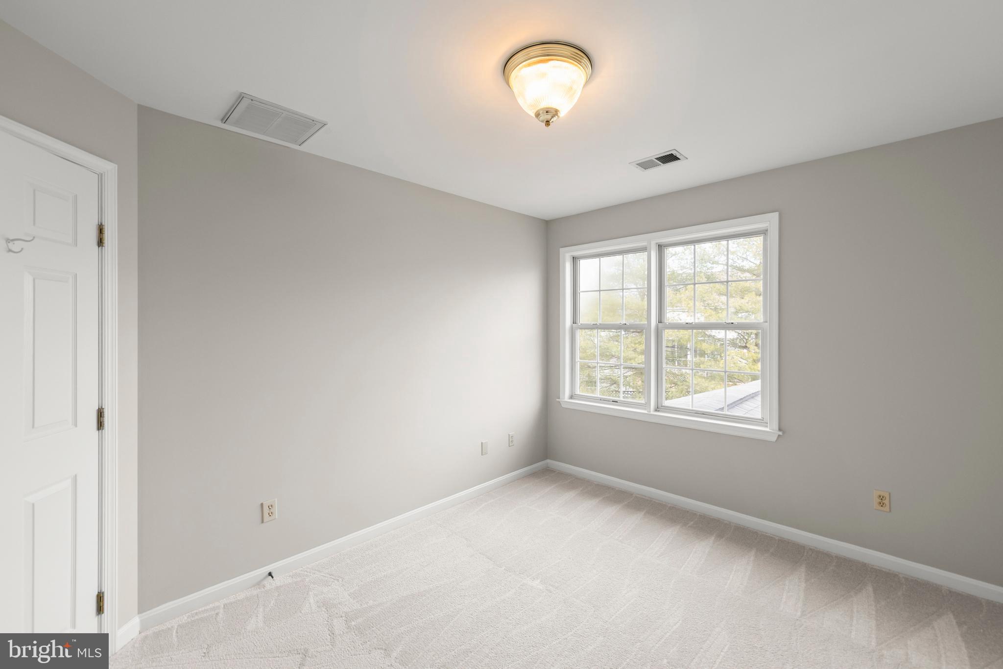 MOSBY STATION - Residential