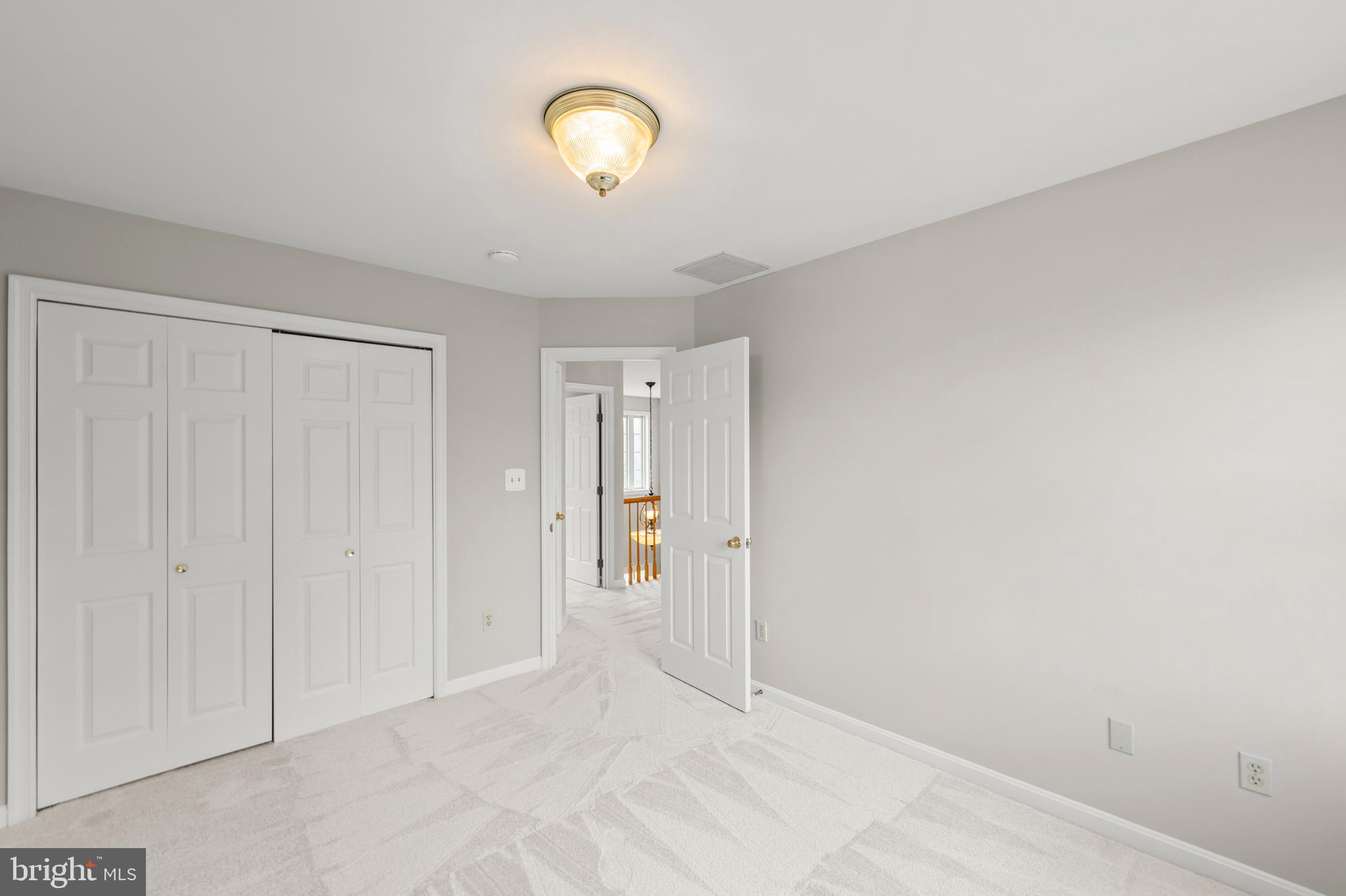 MOSBY STATION - Residential