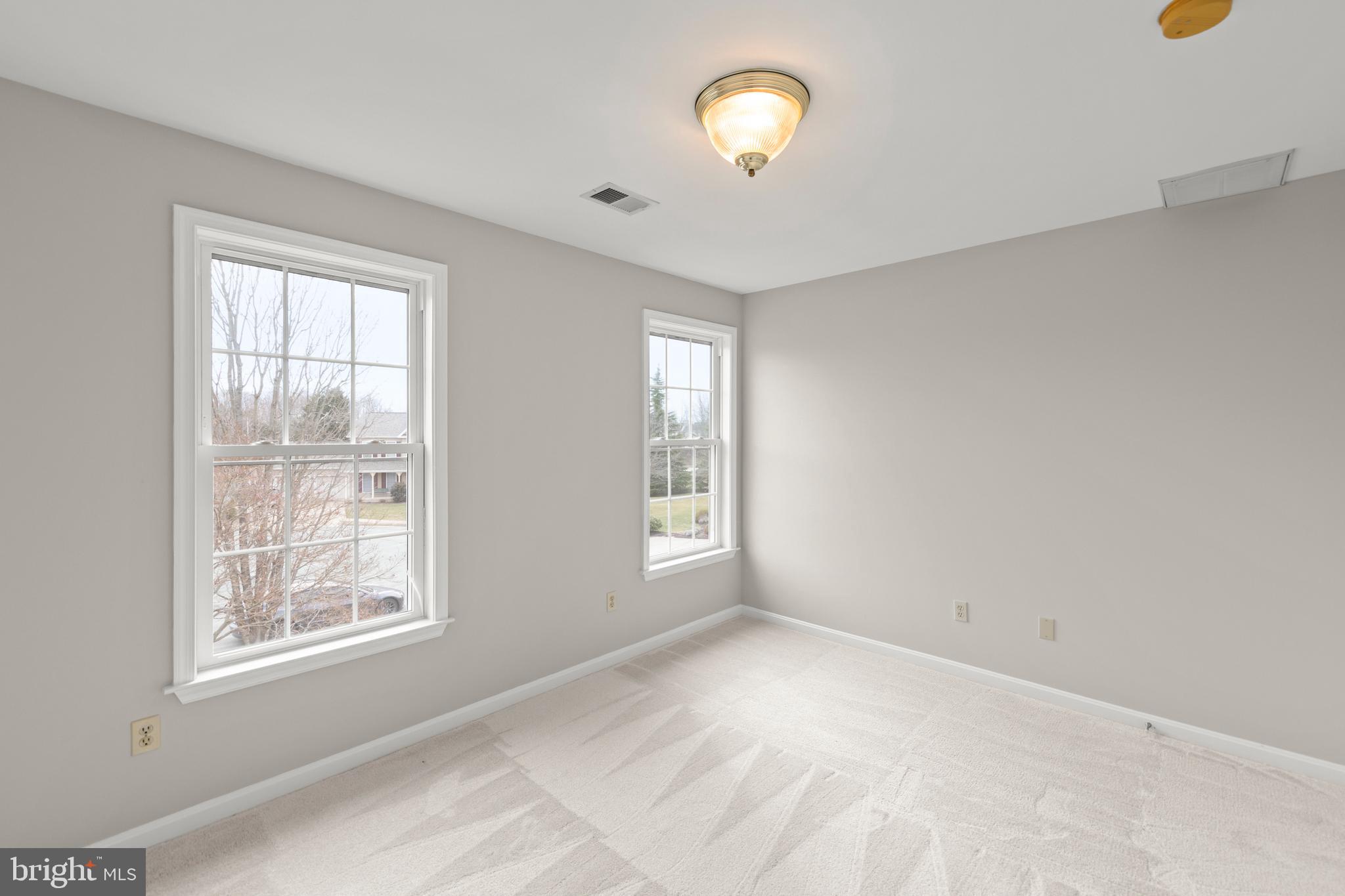 MOSBY STATION - Residential