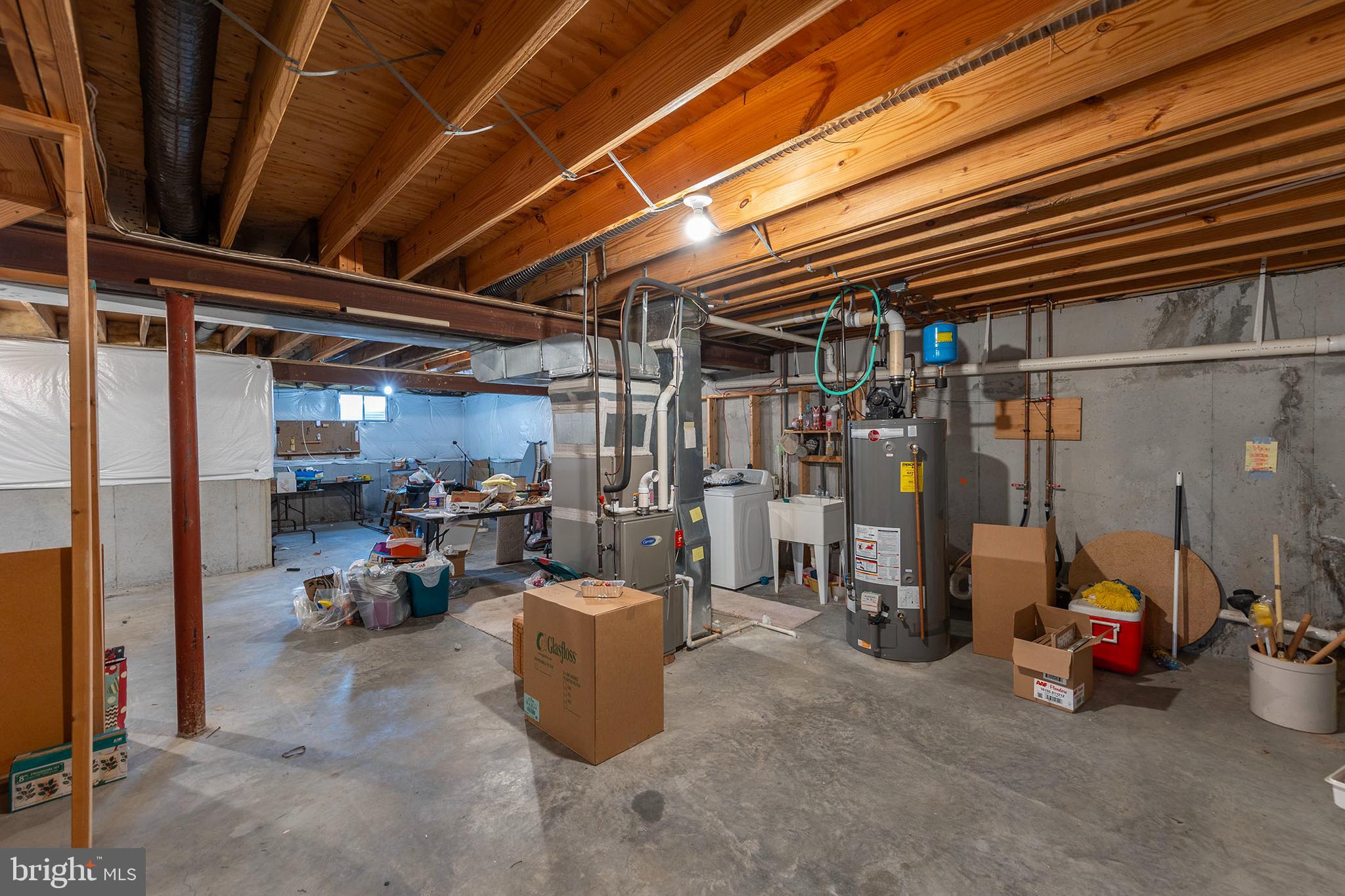 MOSBY STATION - Residential