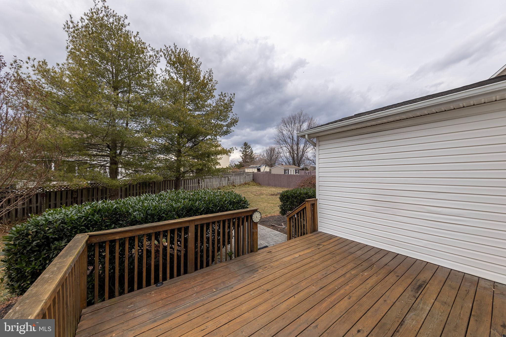 MOSBY STATION - Residential