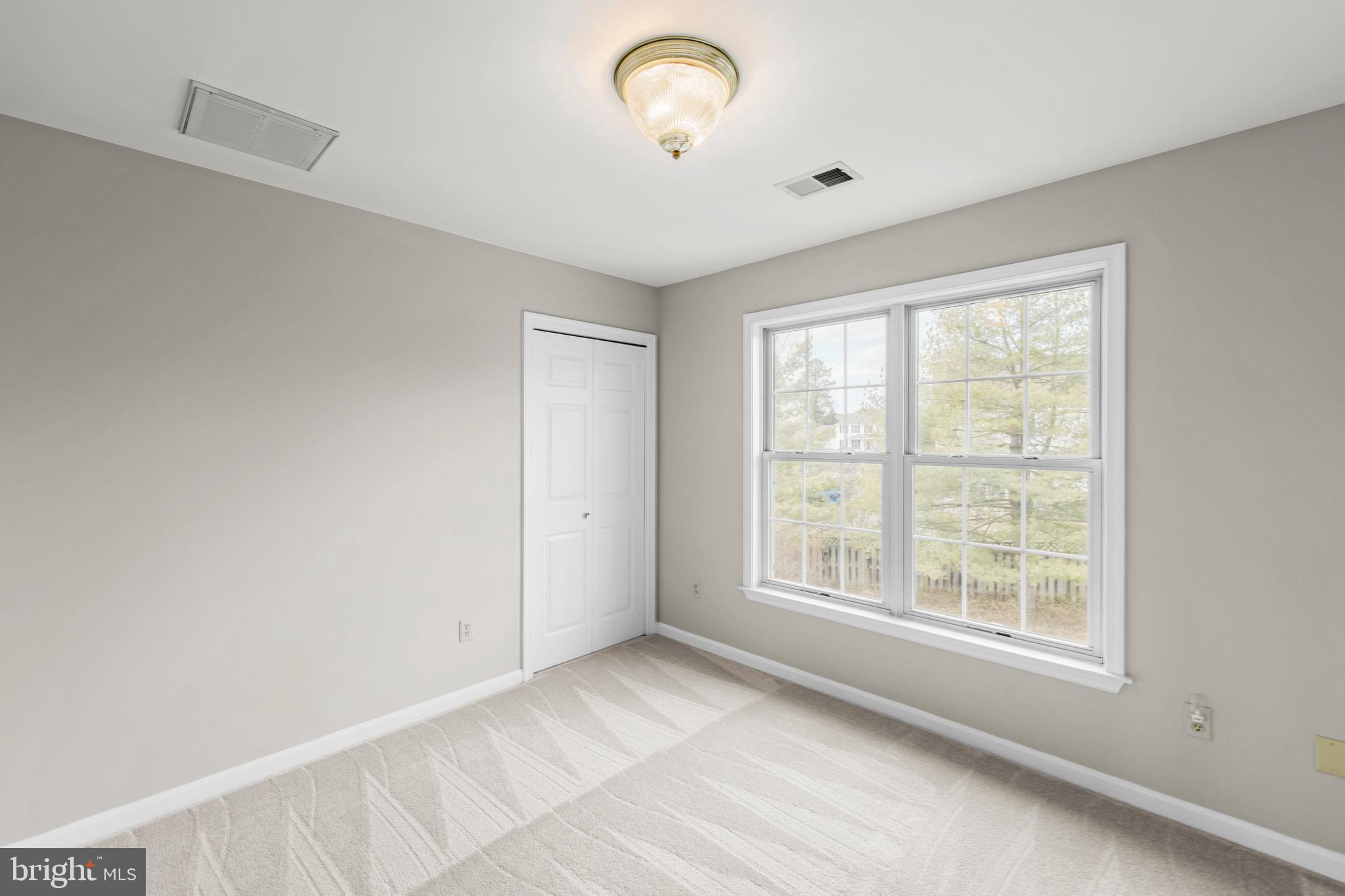 MOSBY STATION - Residential