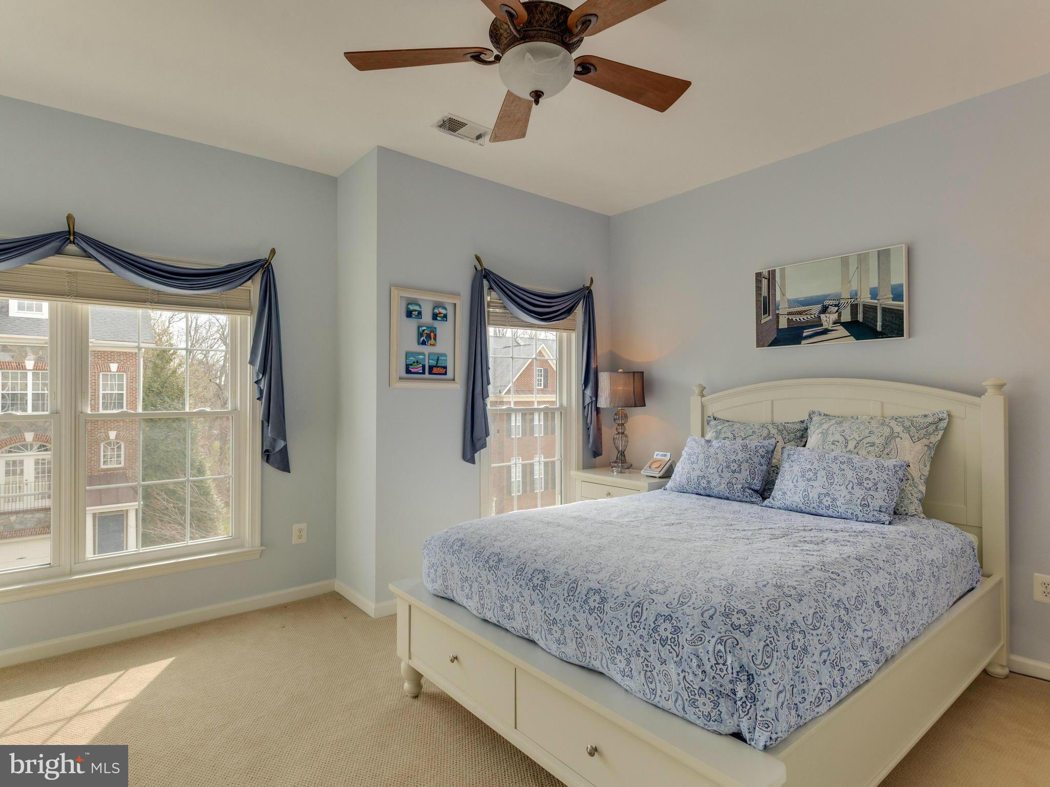 ASPEN HILL - Residential