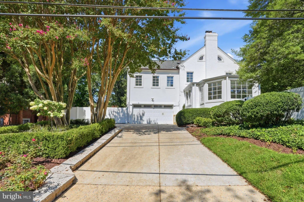 5138 Massachusetts Avenue, Bethesda, MD 20816