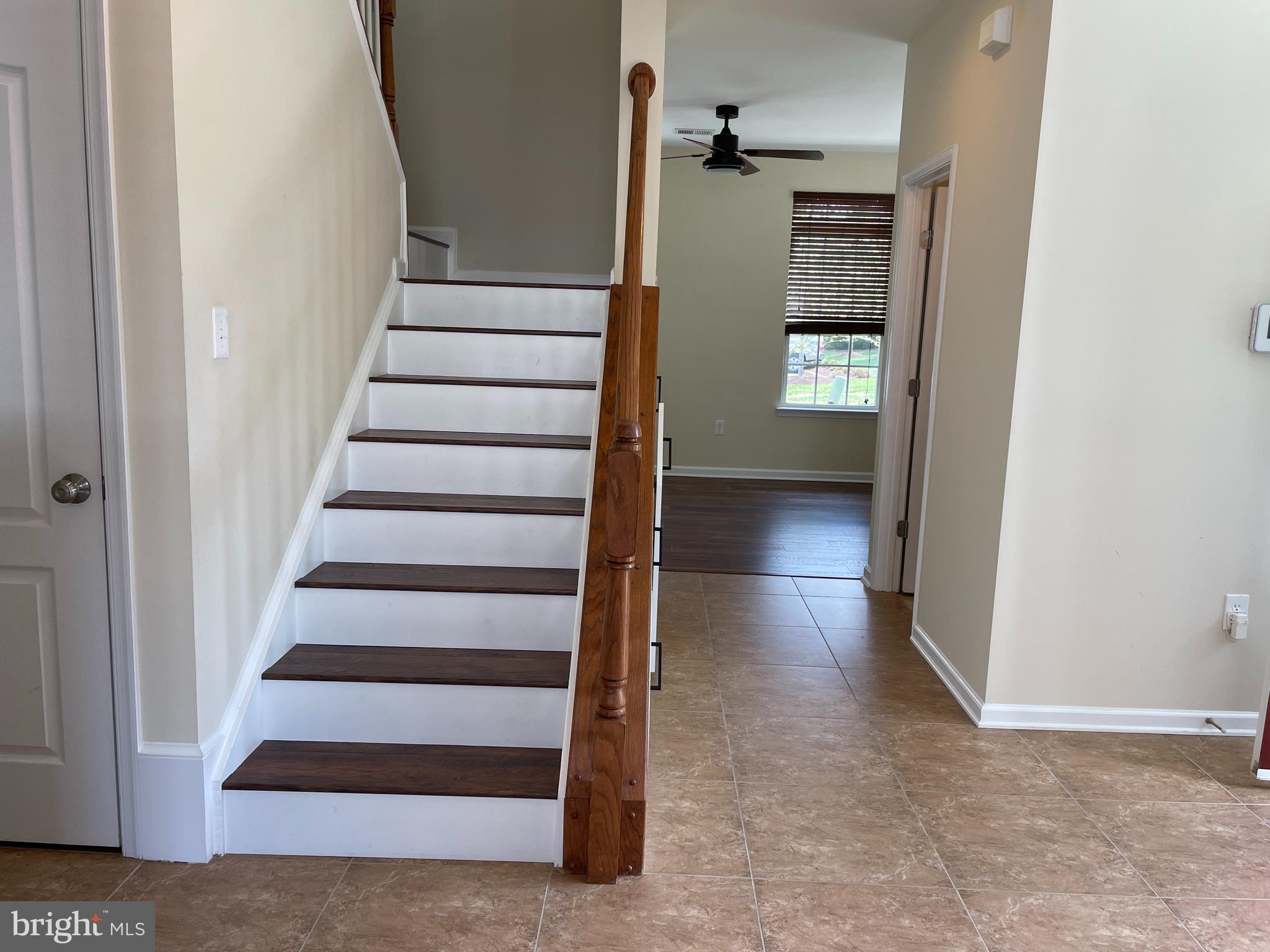 WAKELAND MANOR - Residential Lease