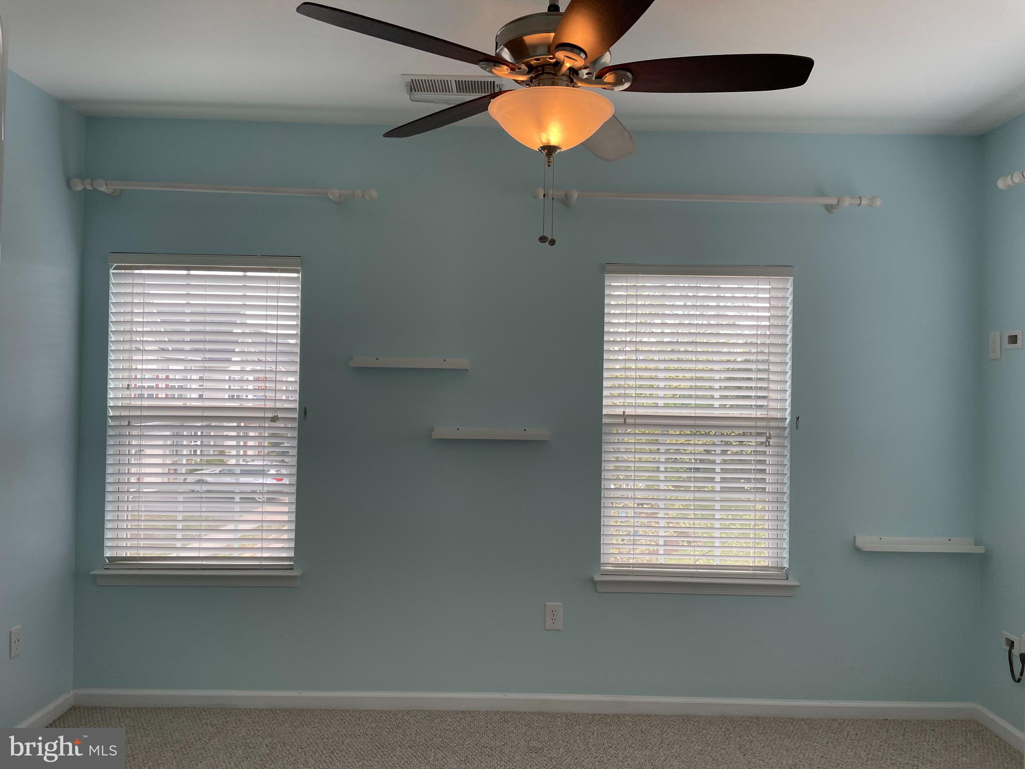 WAKELAND MANOR - Residential Lease