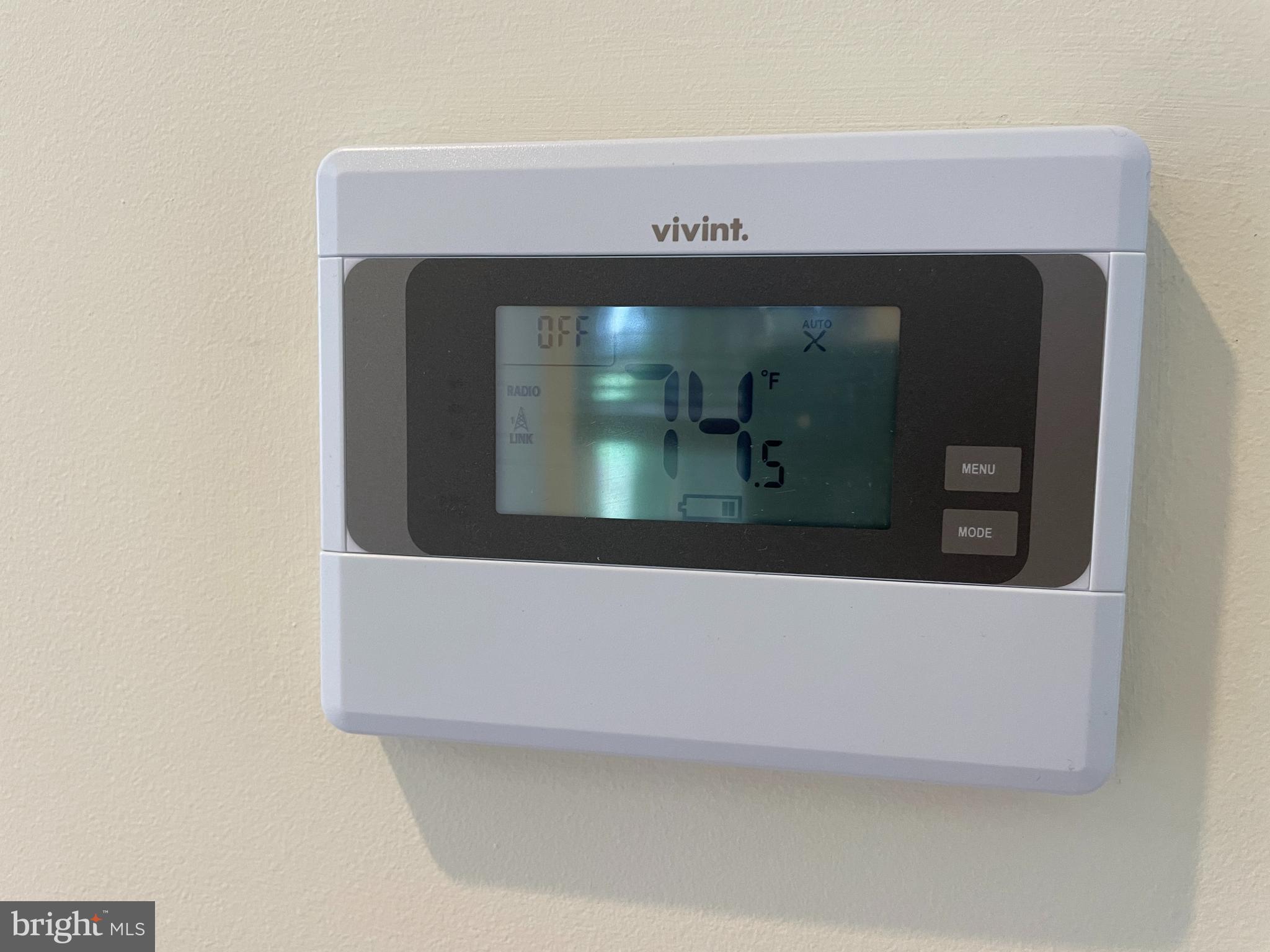 WAKELAND MANOR - Residential Lease