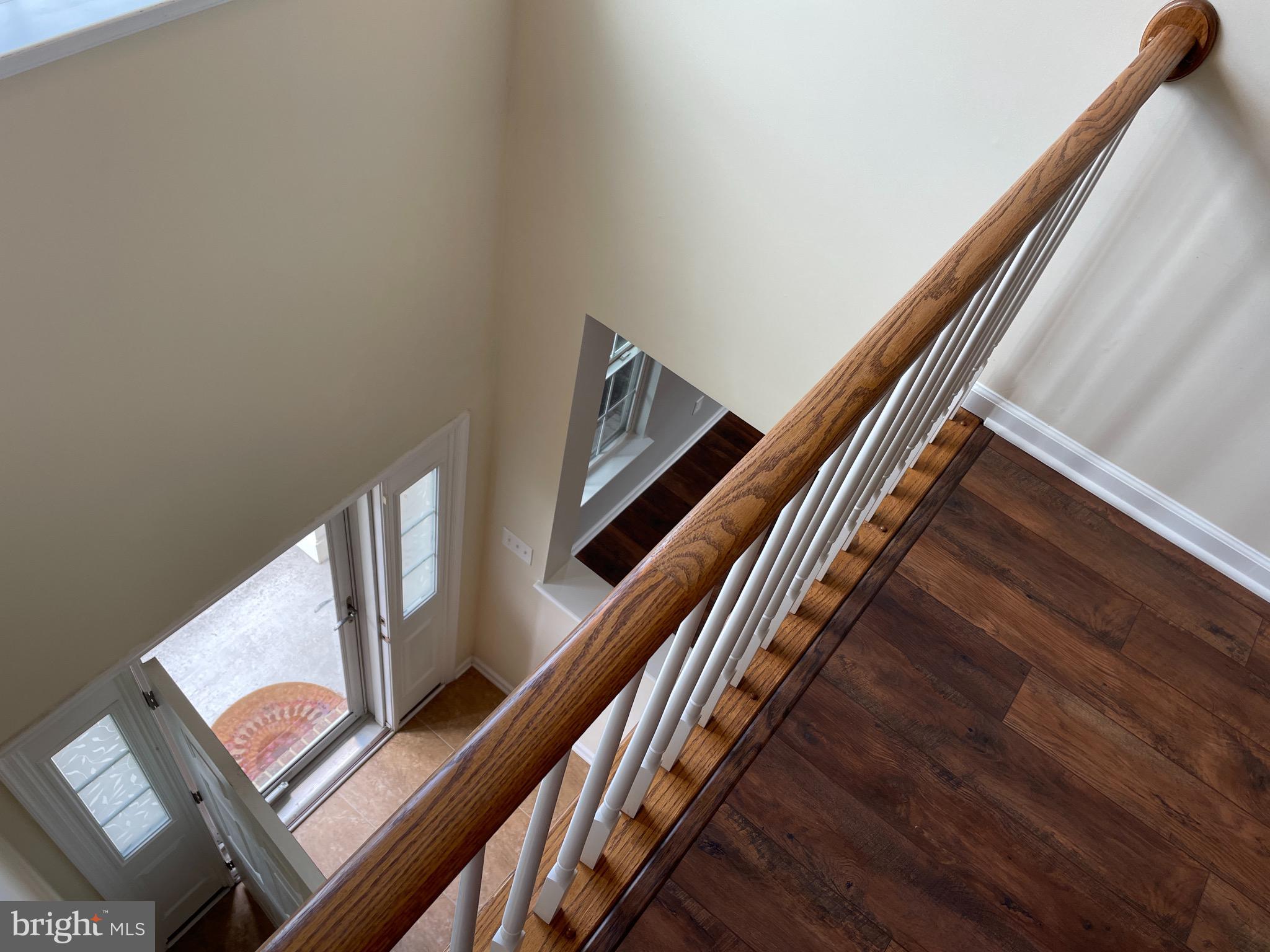 WAKELAND MANOR - Residential Lease