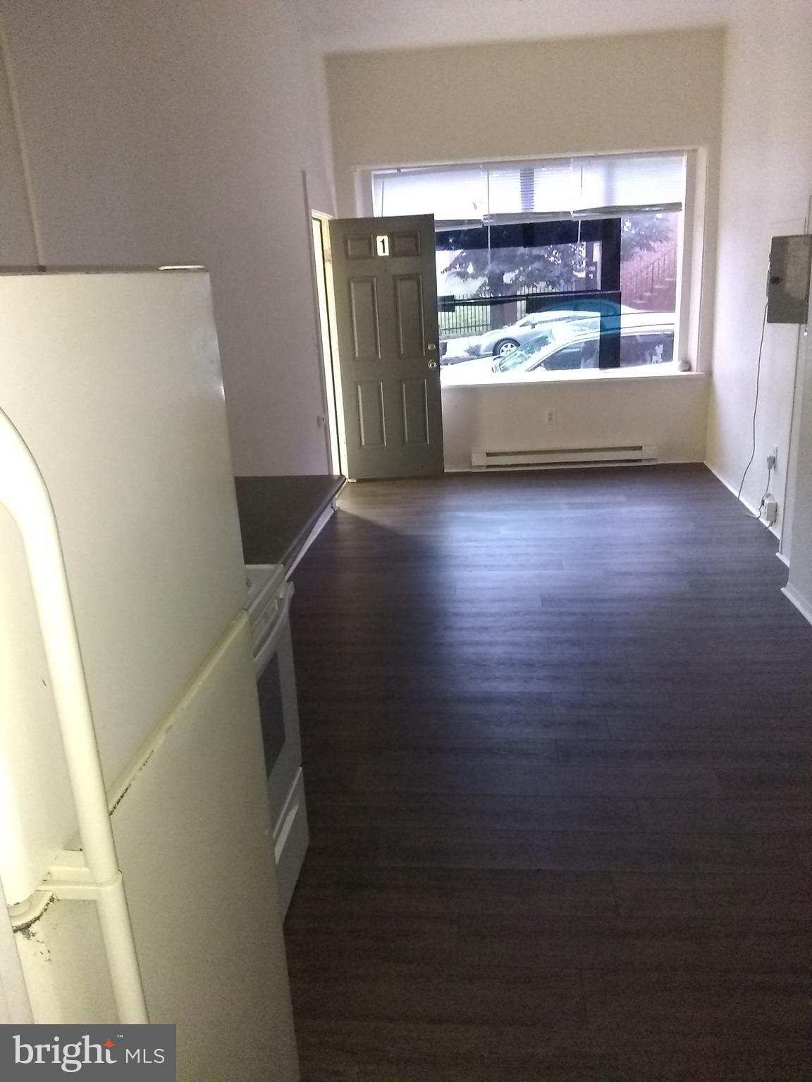 LANCASTER - Residential Lease