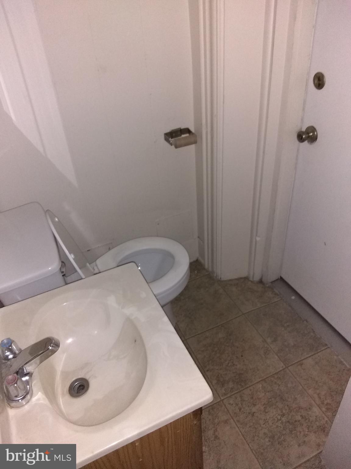 LANCASTER - Residential Lease