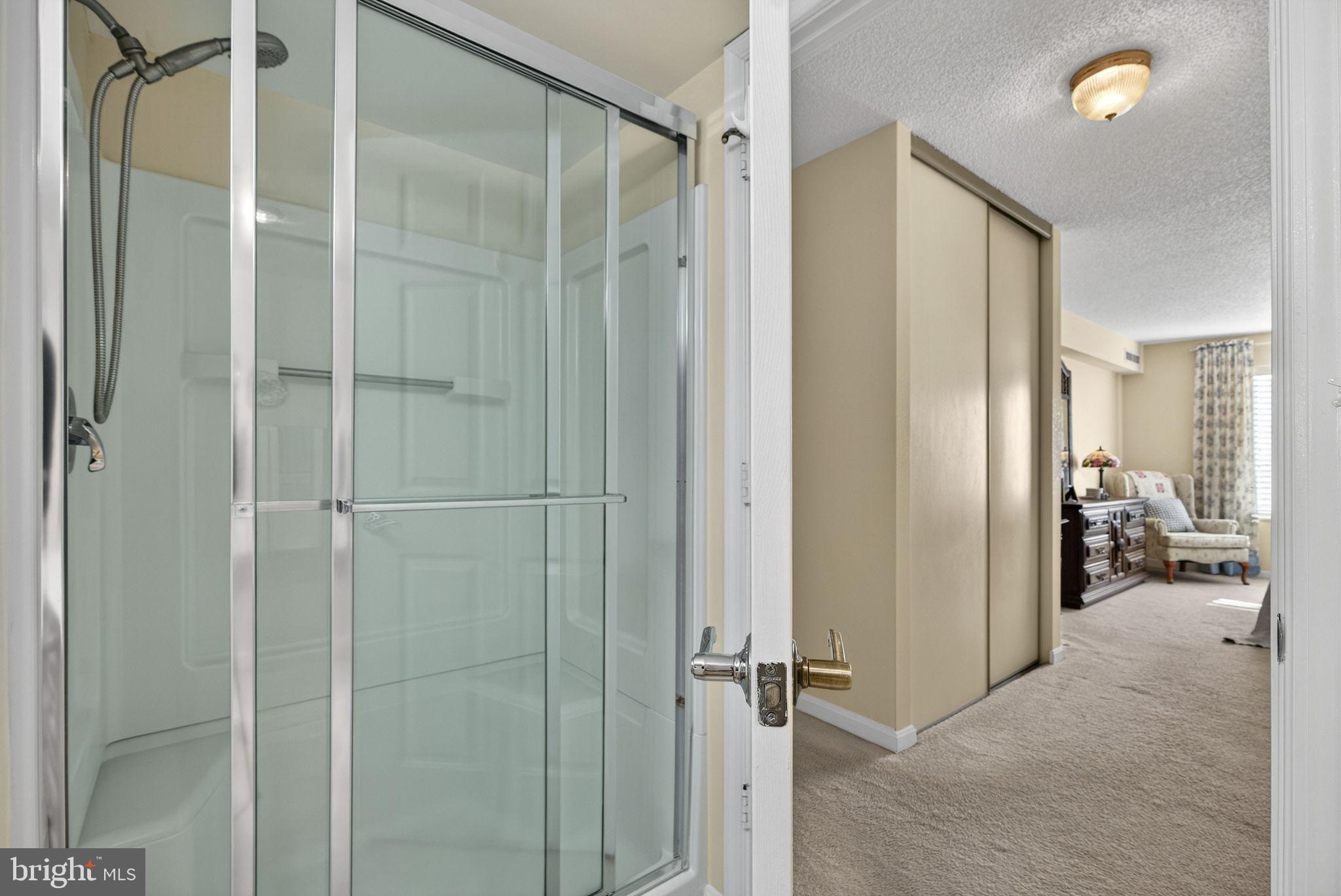 RIVERBEND - Residential