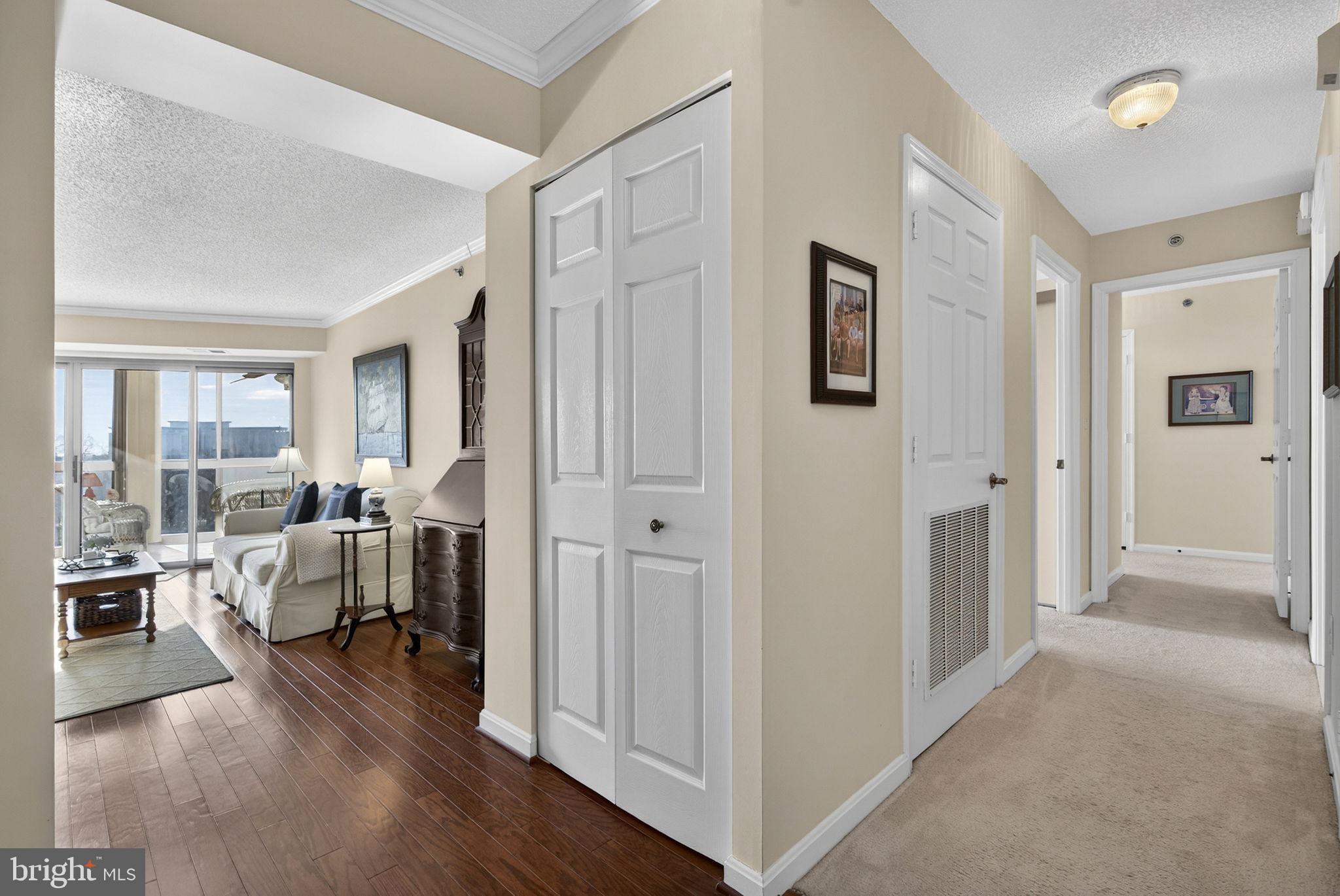 RIVERBEND - Residential