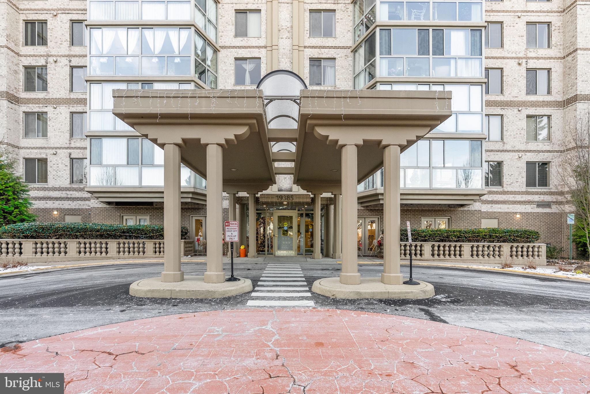 RIVERBEND - Residential