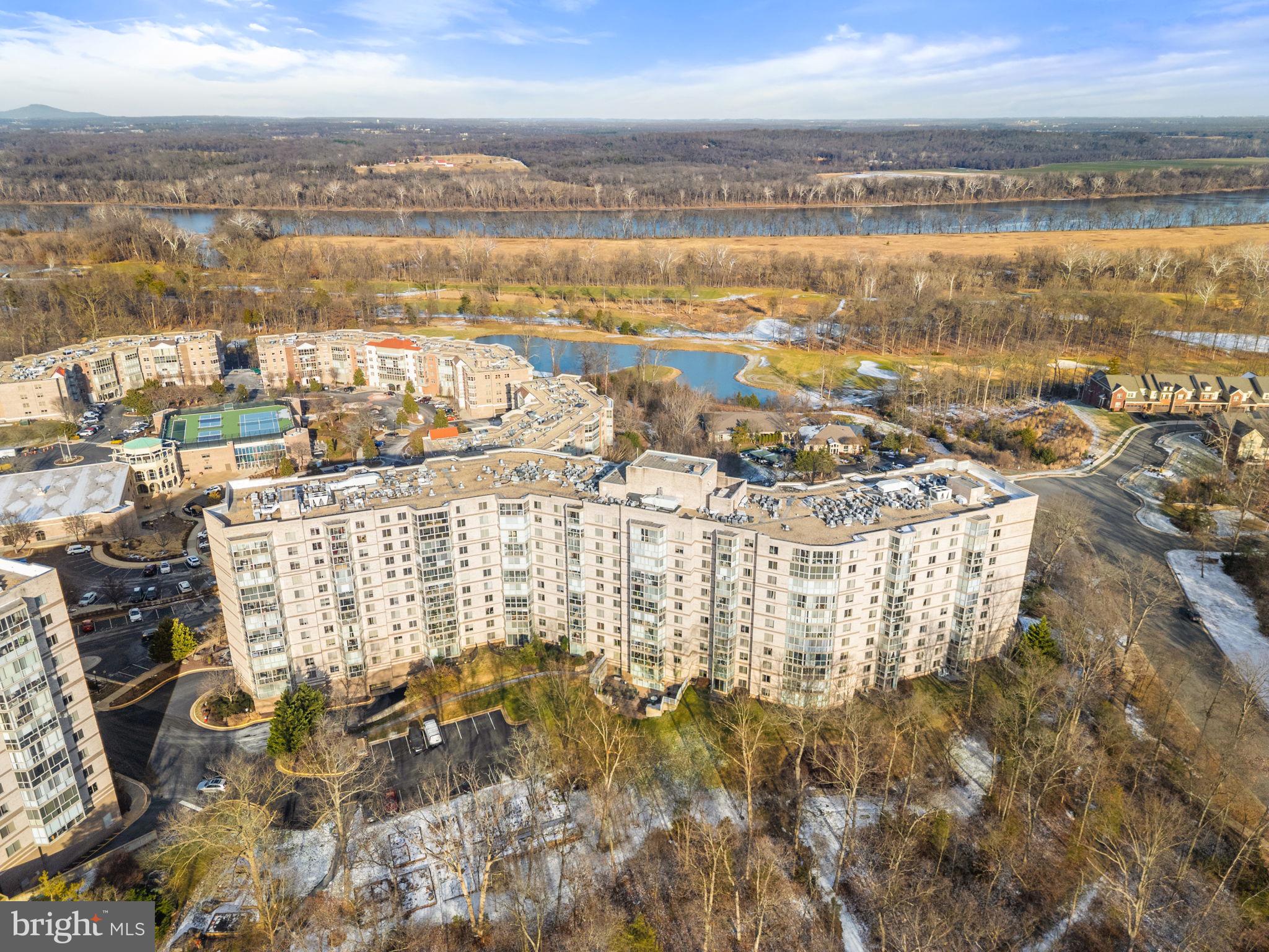 RIVERBEND - Residential