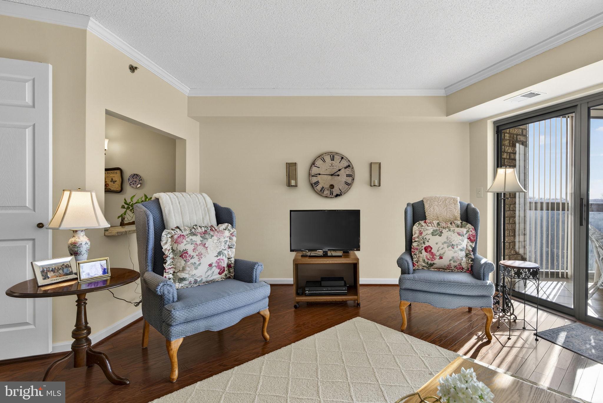 RIVERBEND - Residential