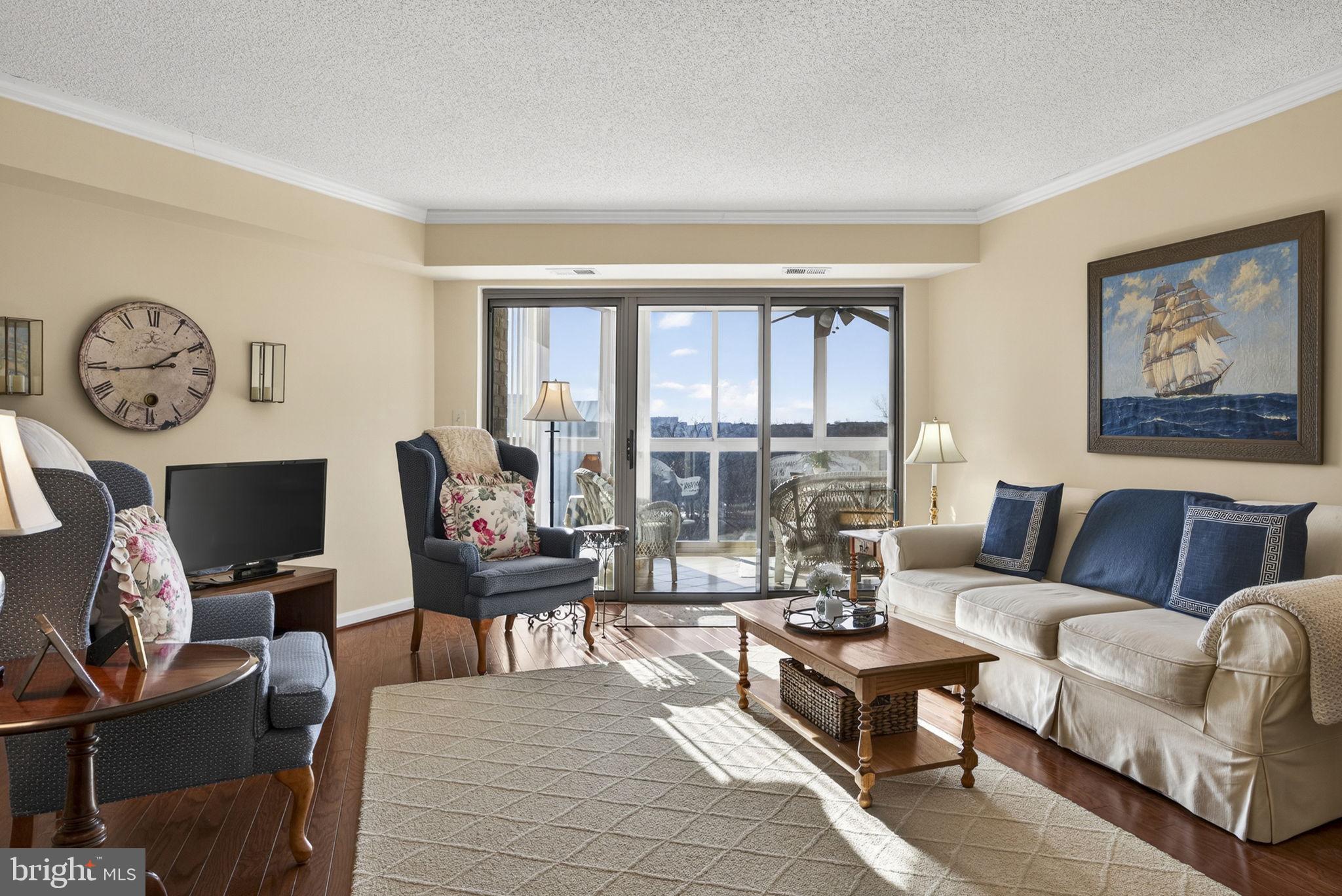 RIVERBEND - Residential