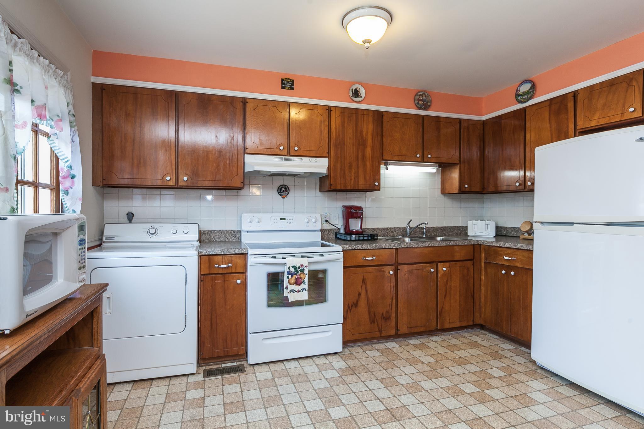 BELLEVUE COURT - Residential