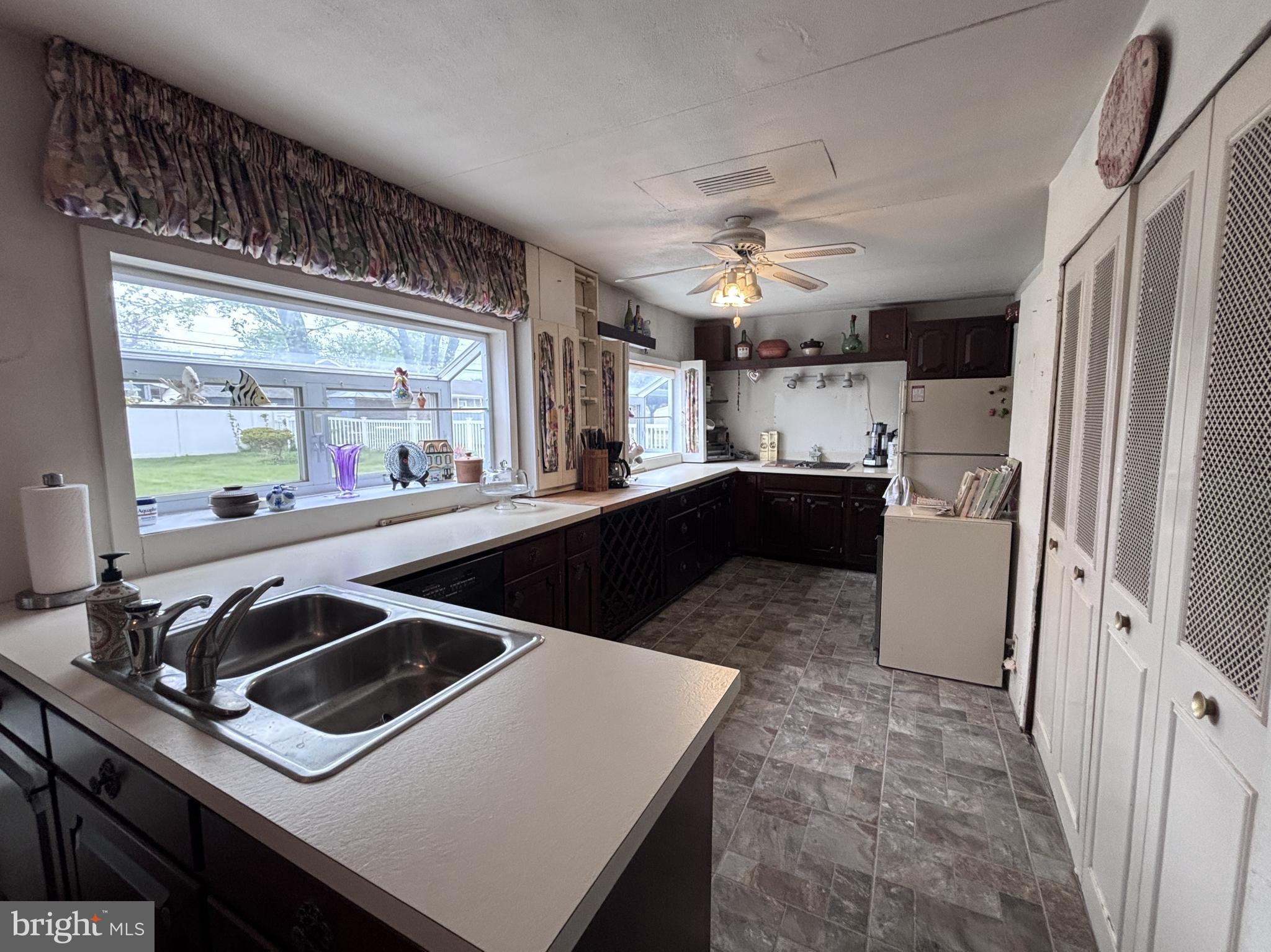 FAIRLESS HILLS - Residential