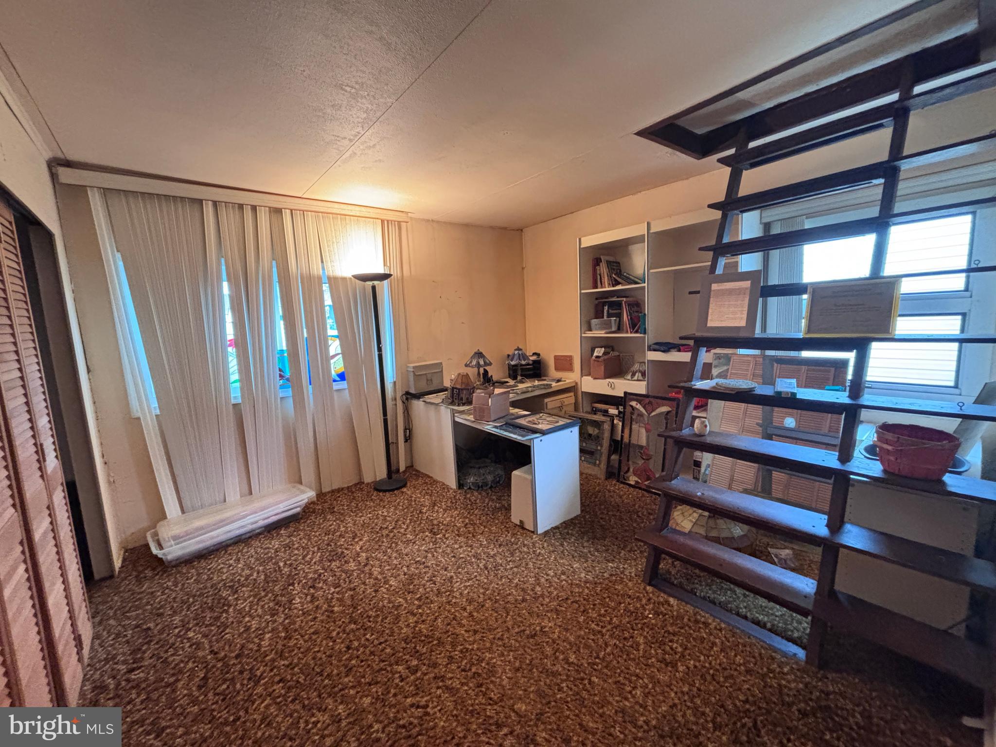 FAIRLESS HILLS - Residential