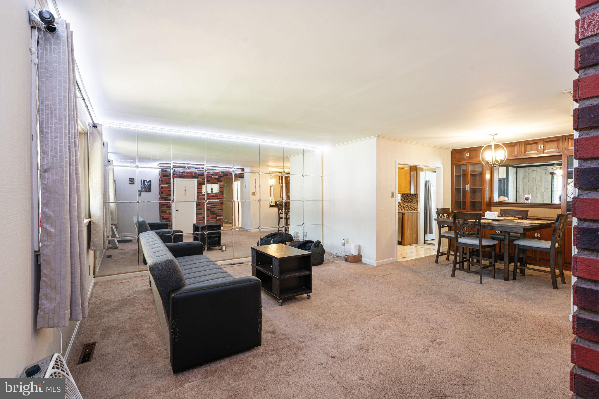 711 BIRCHWOOD DRIVE