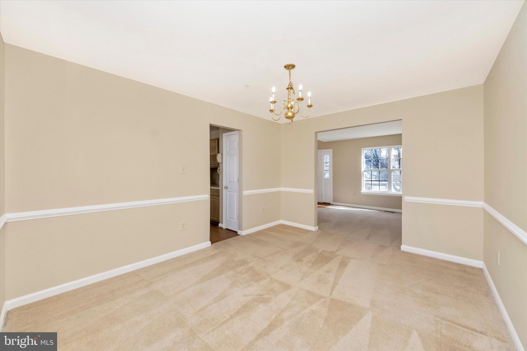 SHERIFF KNOLLS - Residential