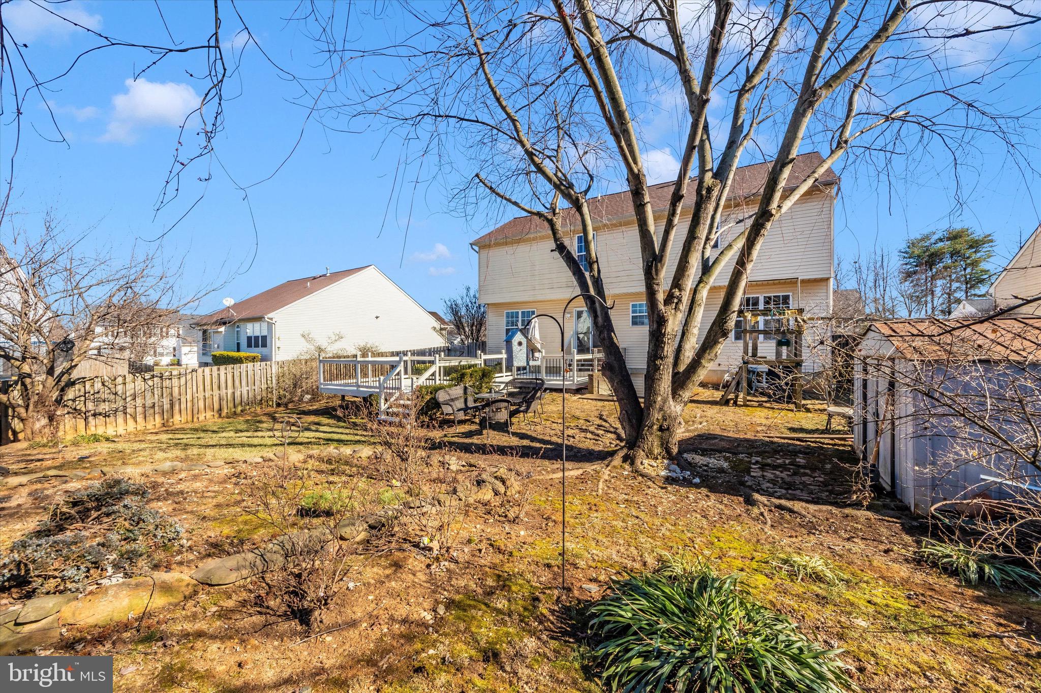 SHERIFF KNOLLS - Residential