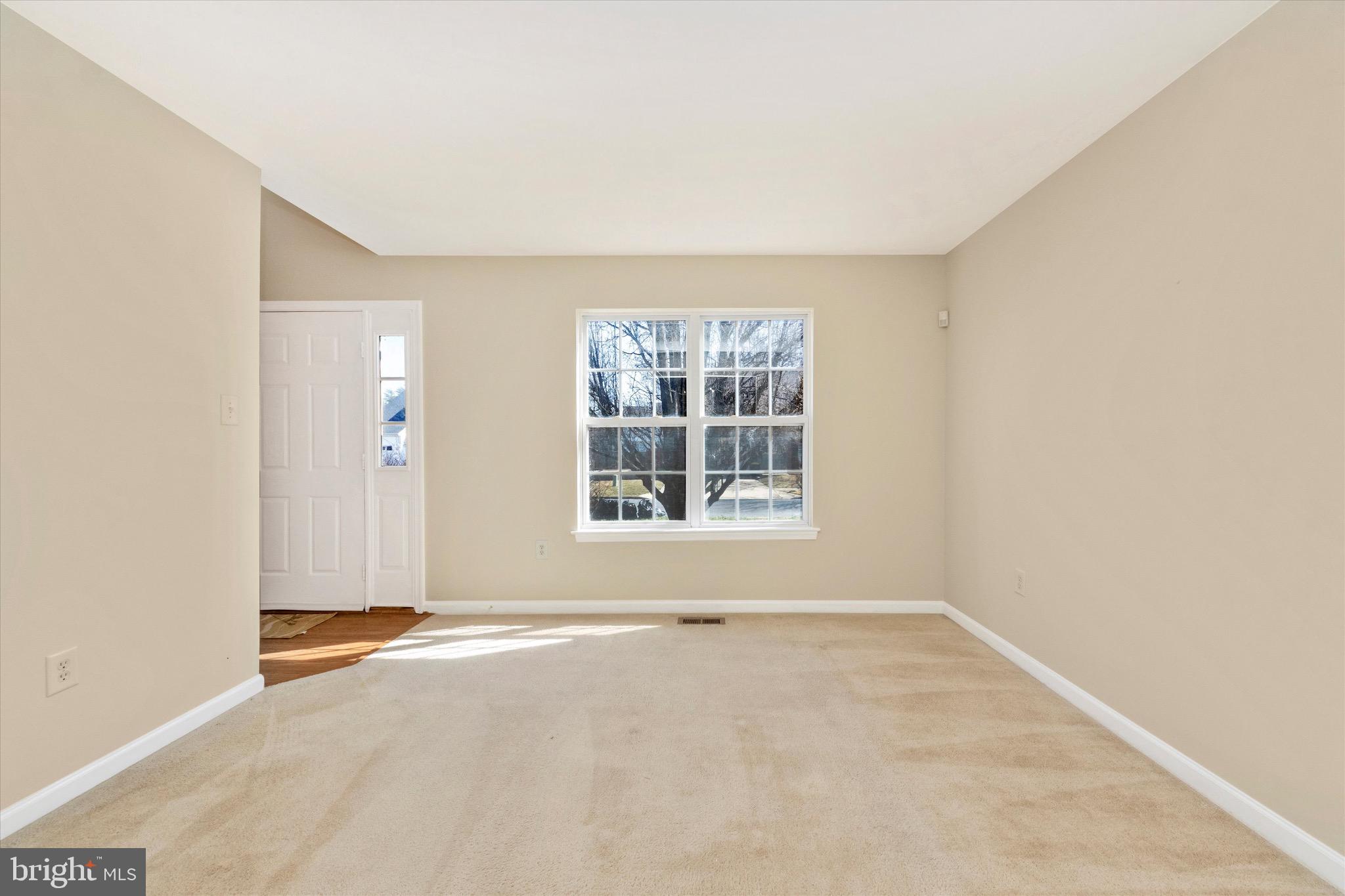 SHERIFF KNOLLS - Residential