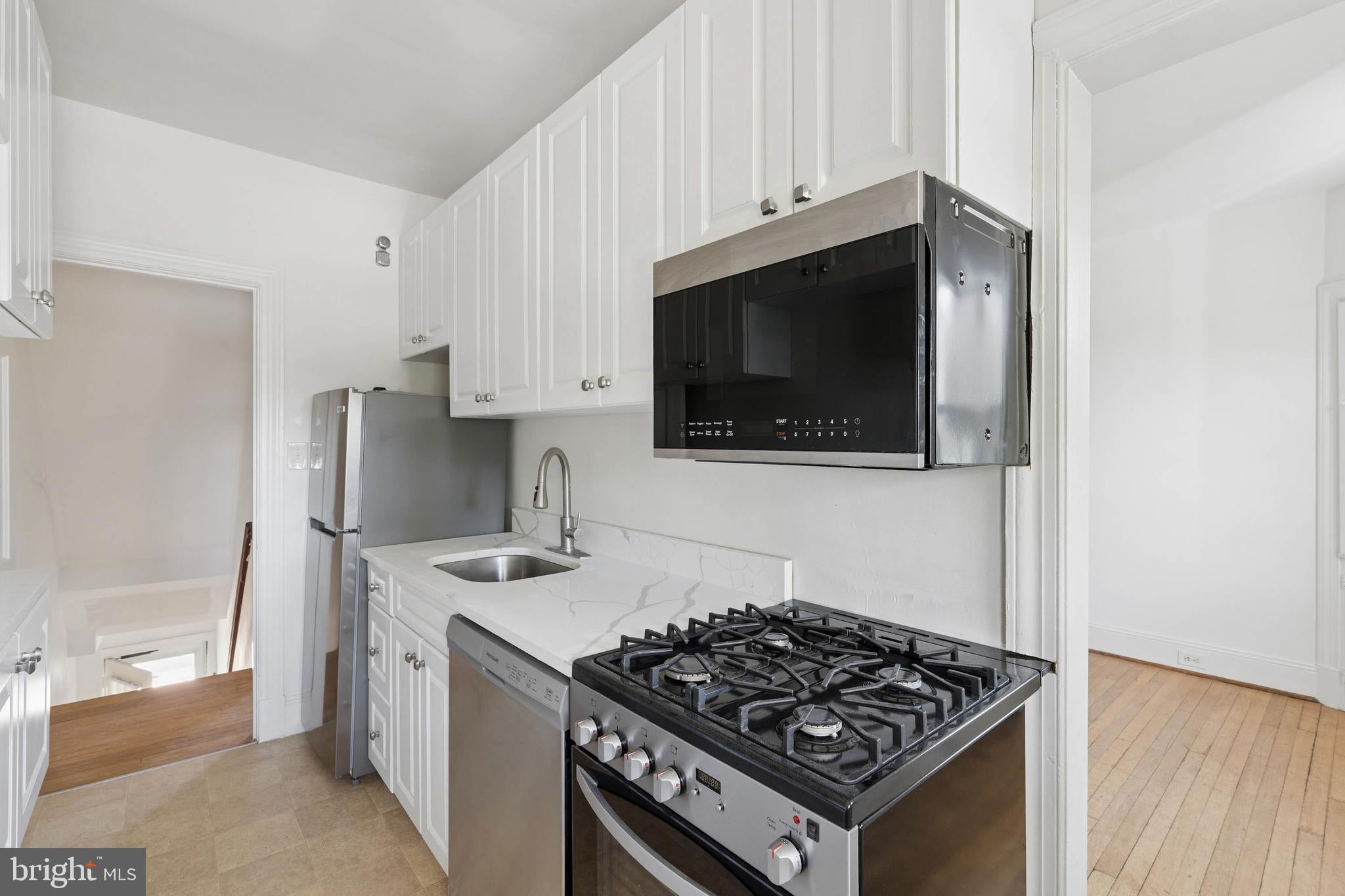 500 PARK AVENUE 2E