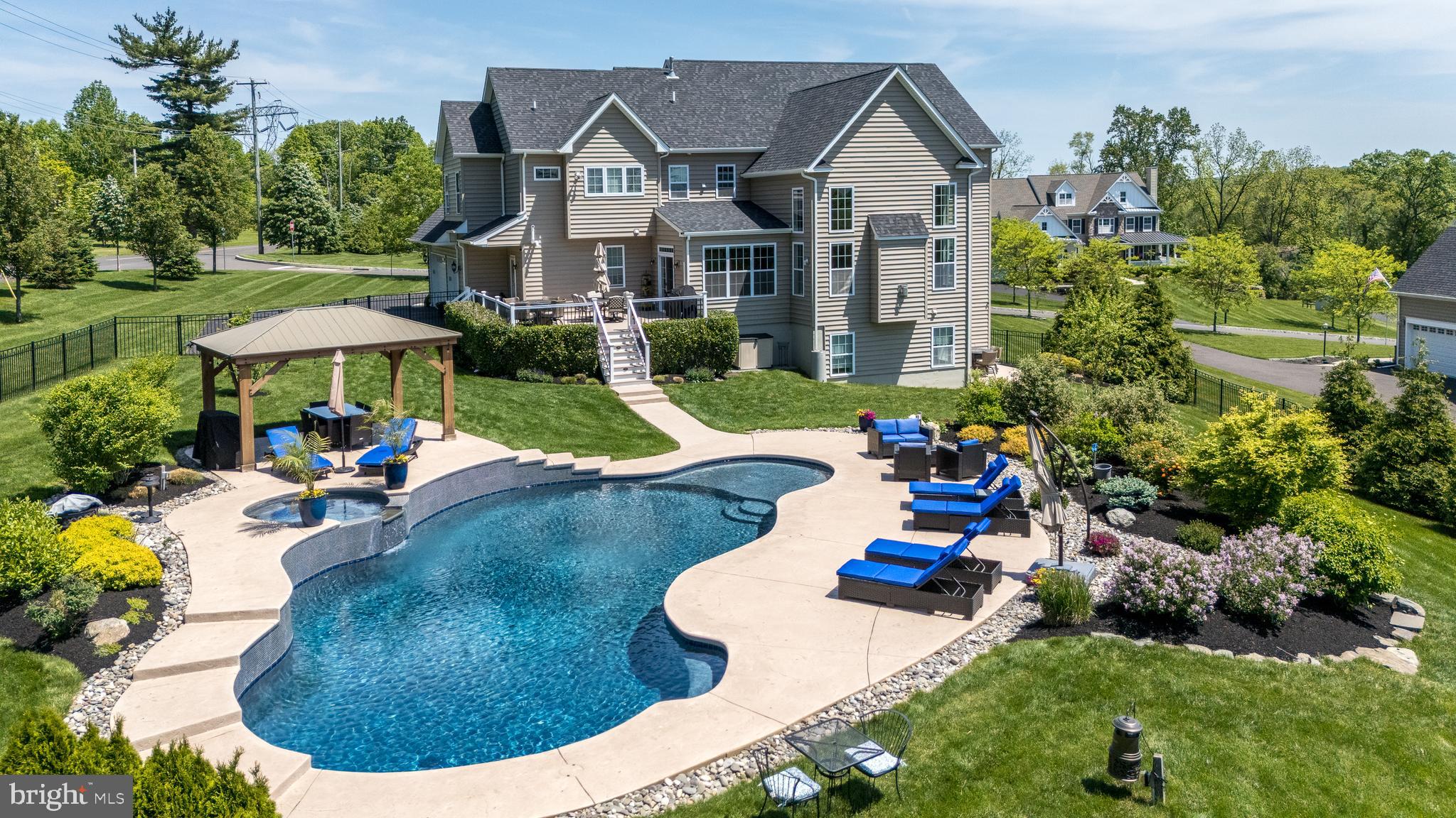 OWLS NEST FARM - Residential