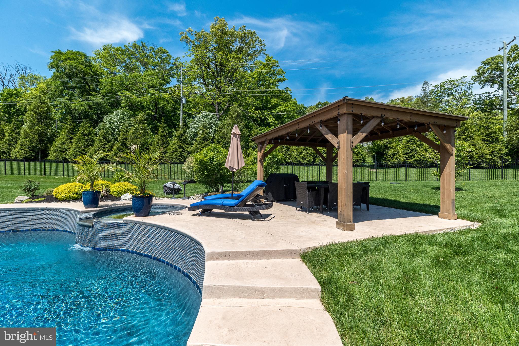 OWLS NEST FARM - Residential