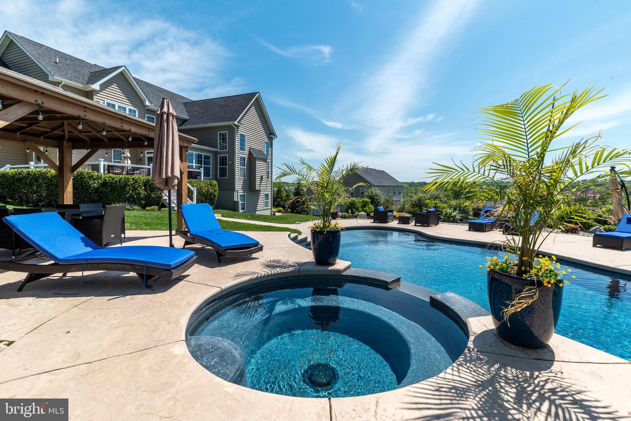 OWLS NEST FARM - Residential