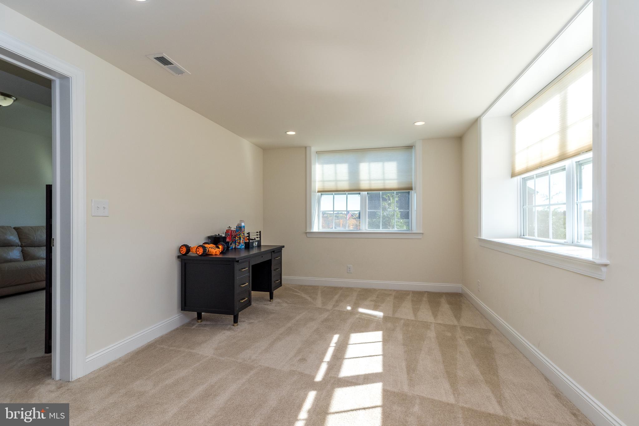 OWLS NEST FARM - Residential