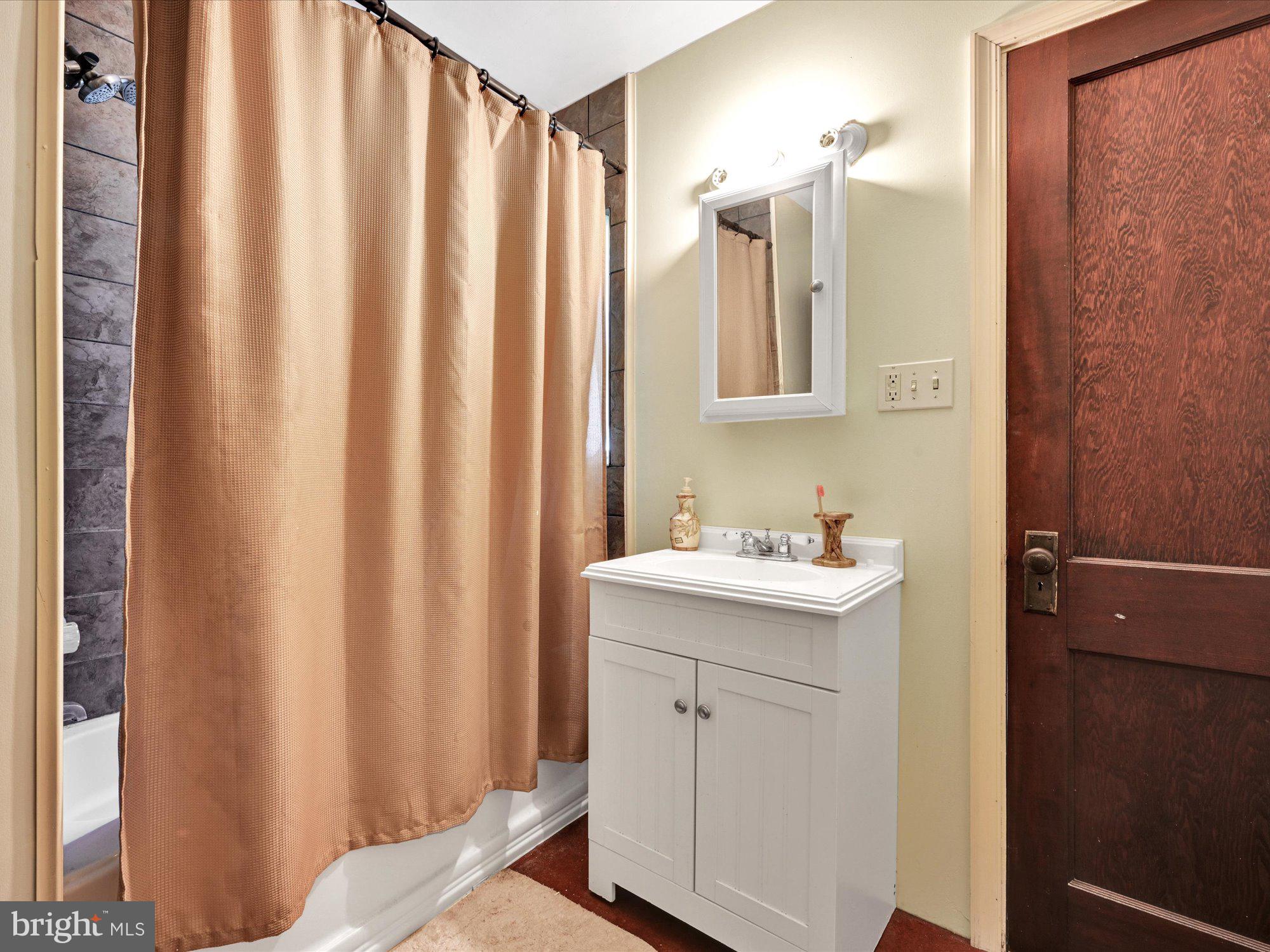 WEST MANCHESTER TWP - Residential