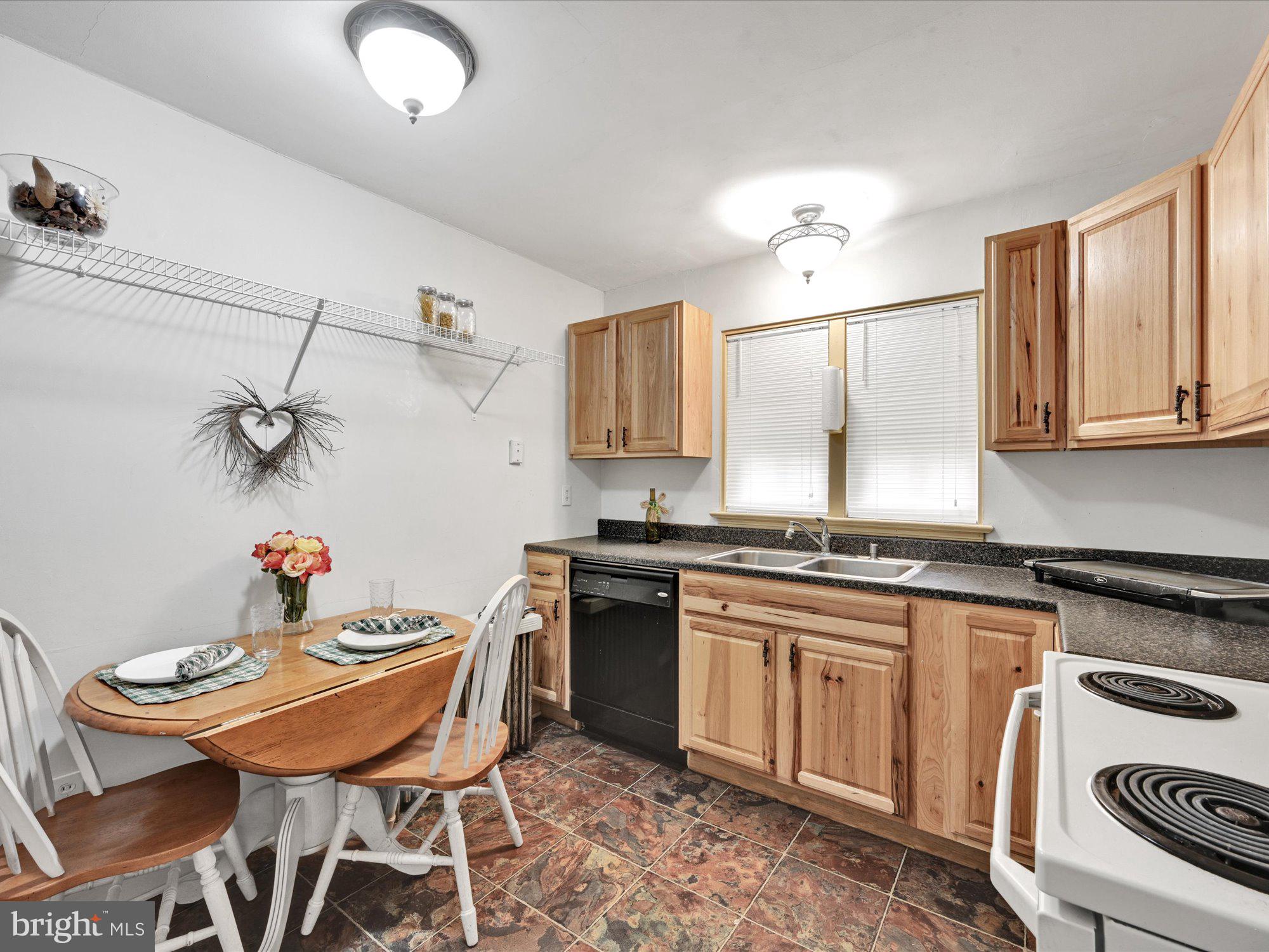 WEST MANCHESTER TWP - Residential