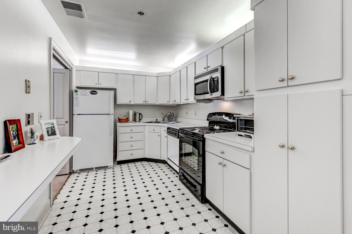 BRIGHTWOOD - Residential