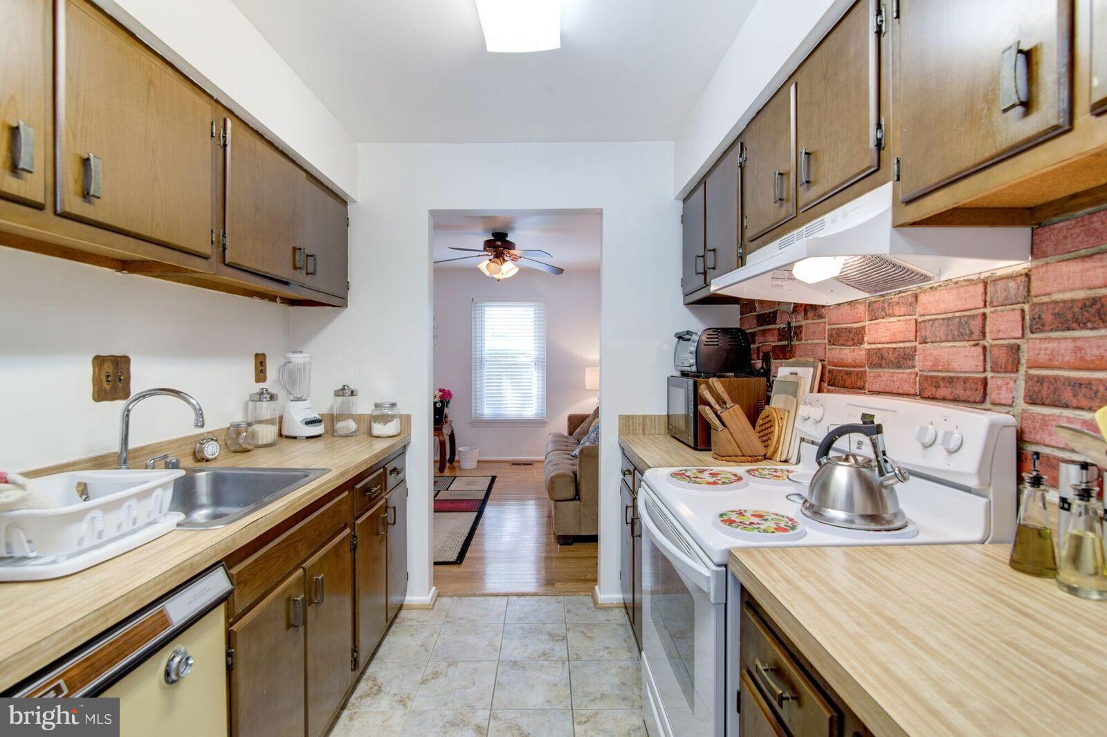 CENTENNIAL VILLAGE - Residential