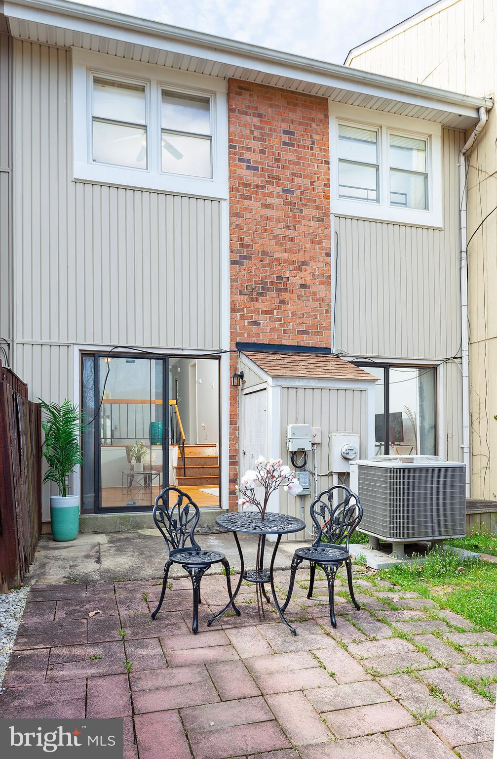 PROPHECY - Residential Lease