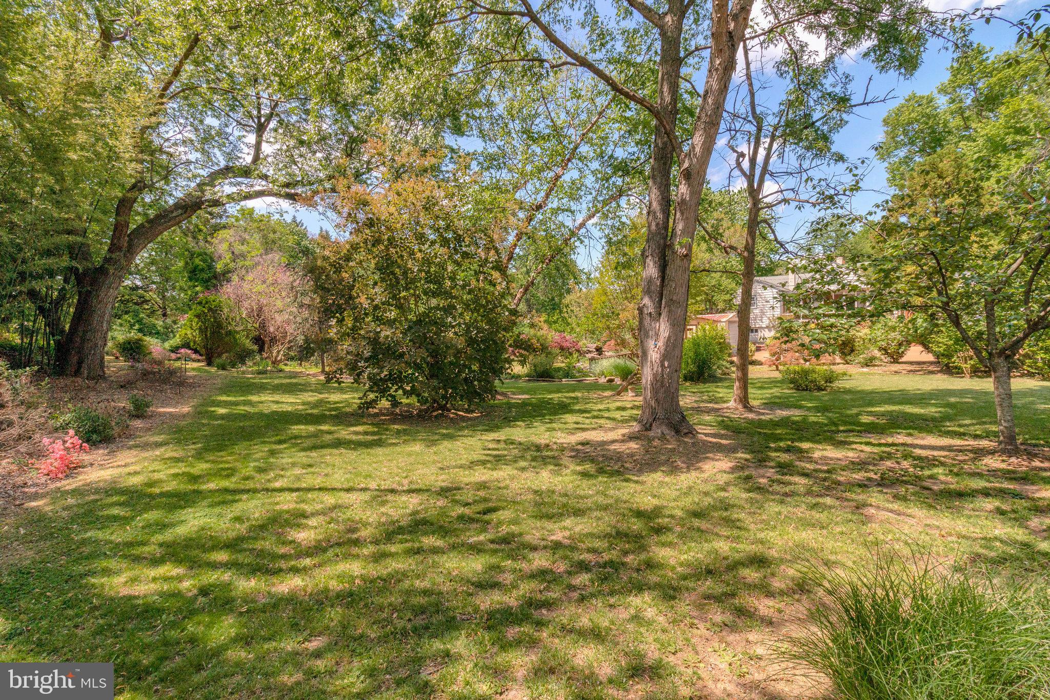 6230 VALLEY VIEW DRIVE