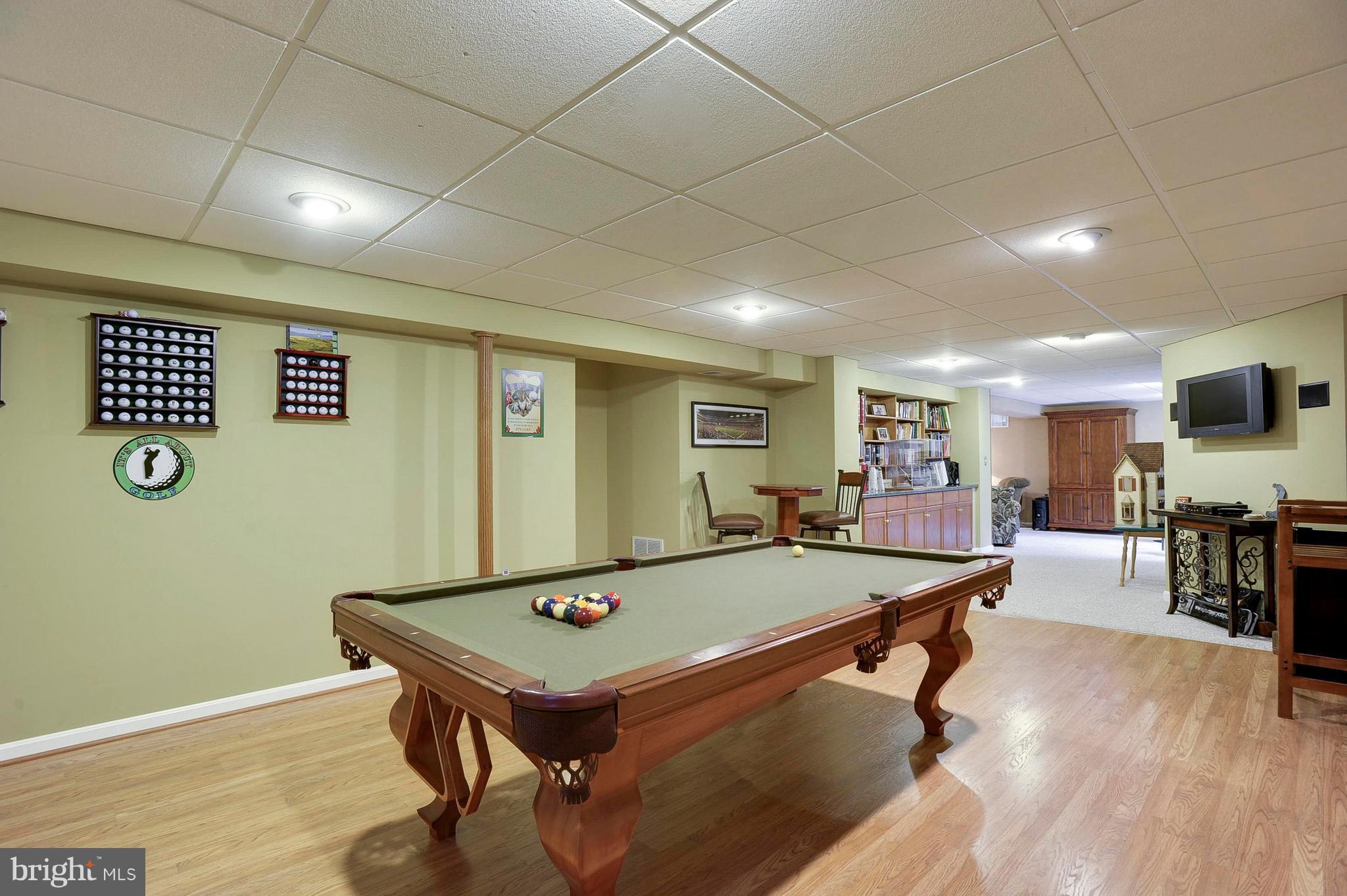 POTOMAC LAKES - Residential