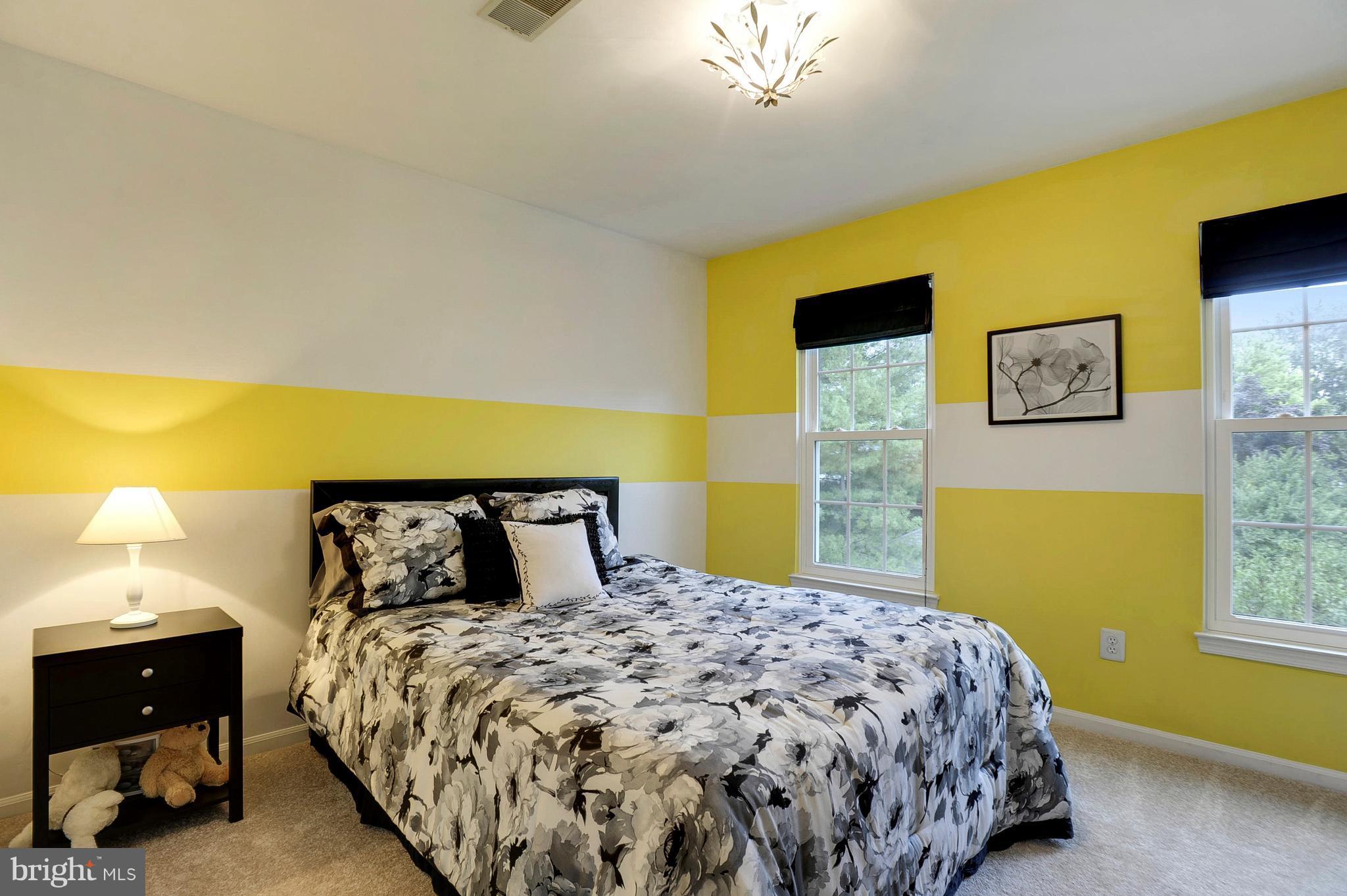 POTOMAC LAKES - Residential