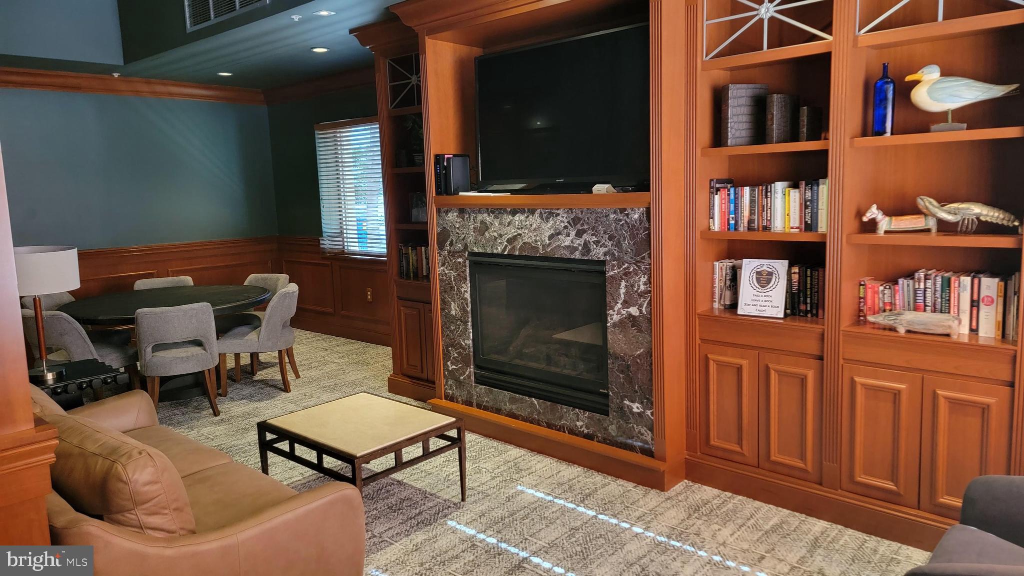 NORTHAMPTON PLACE - Residential Lease