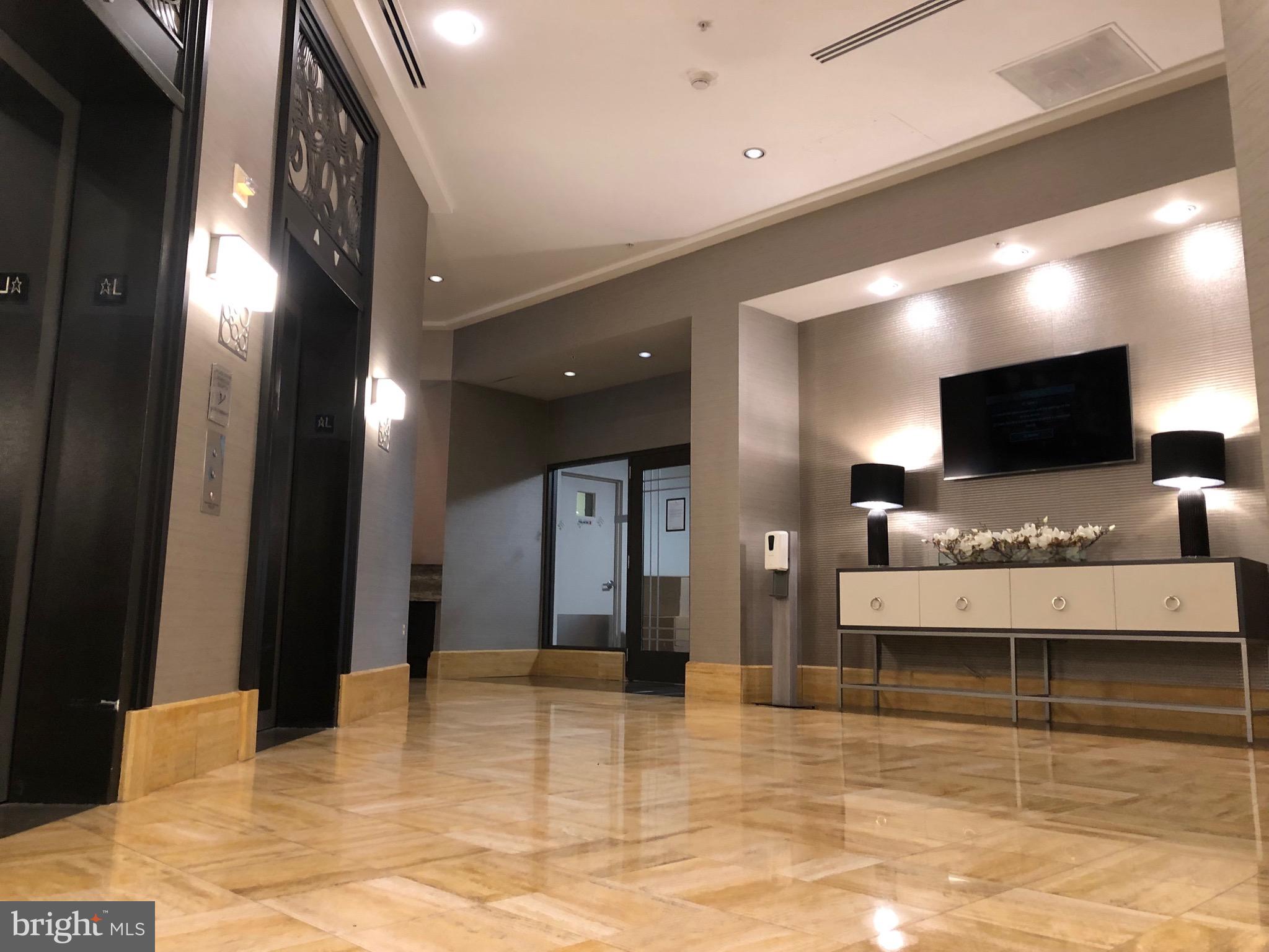 NORTHAMPTON PLACE - Residential Lease