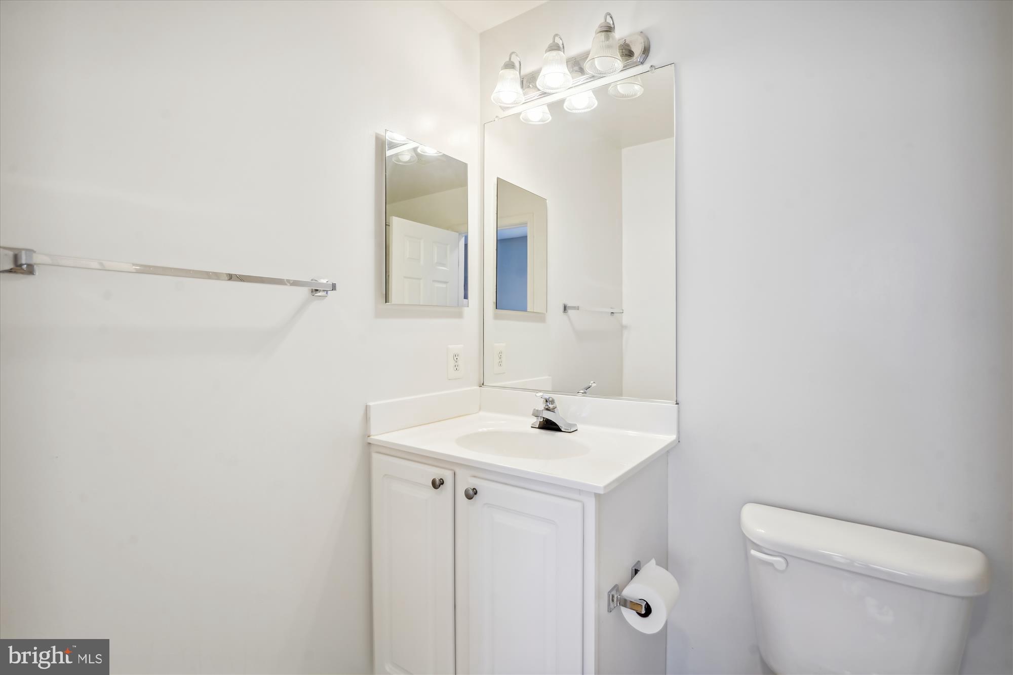 PARKSIDE AT DULLES - Residential Lease