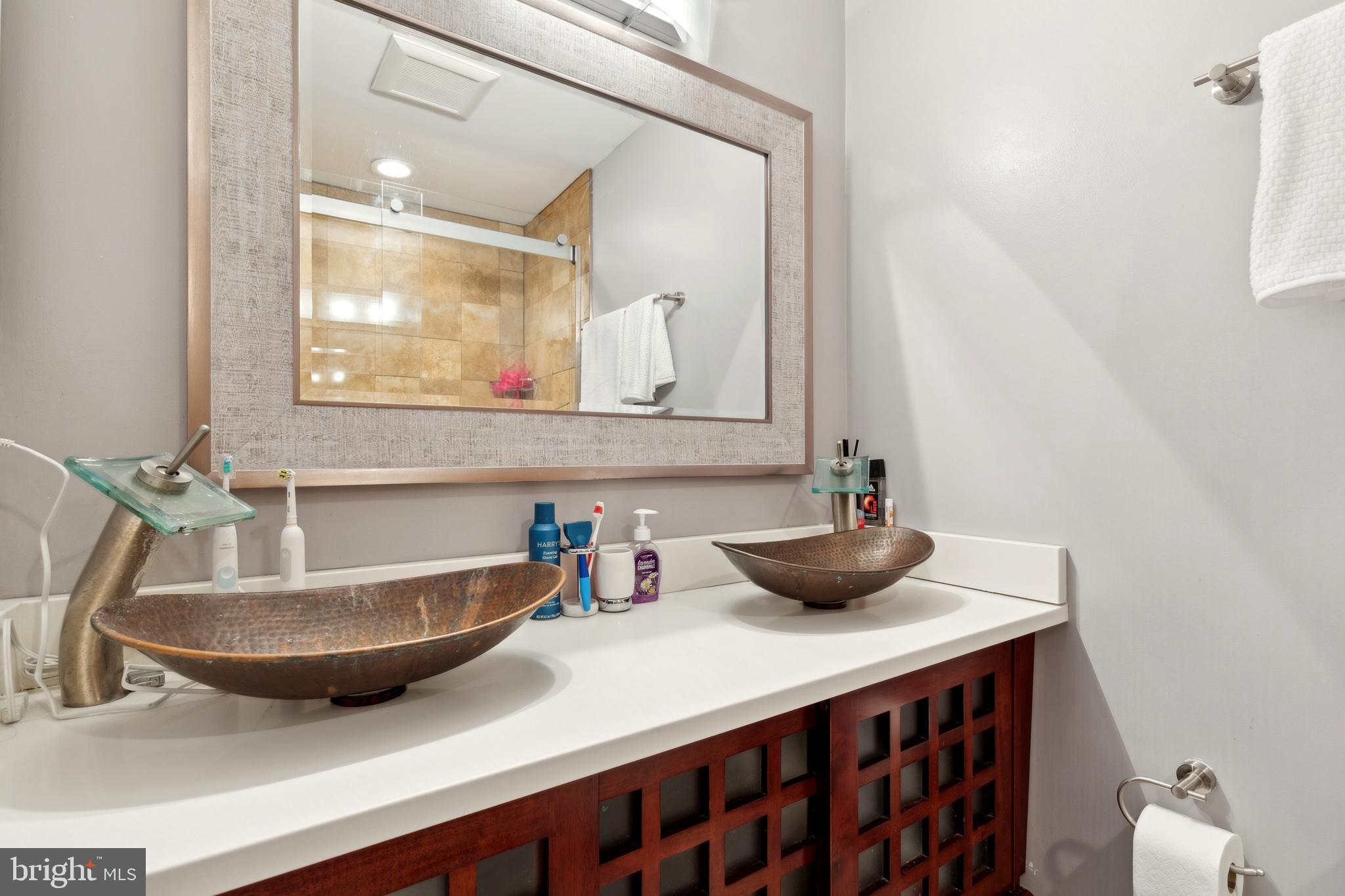 CROFTON MEADOWS - Residential