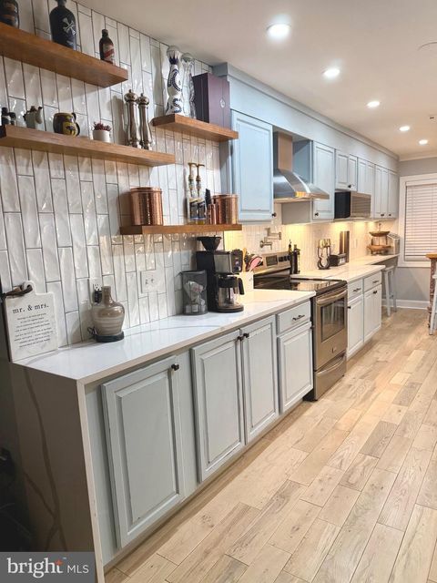 1643 FOREST HILL COURT CROFTON MD 21114