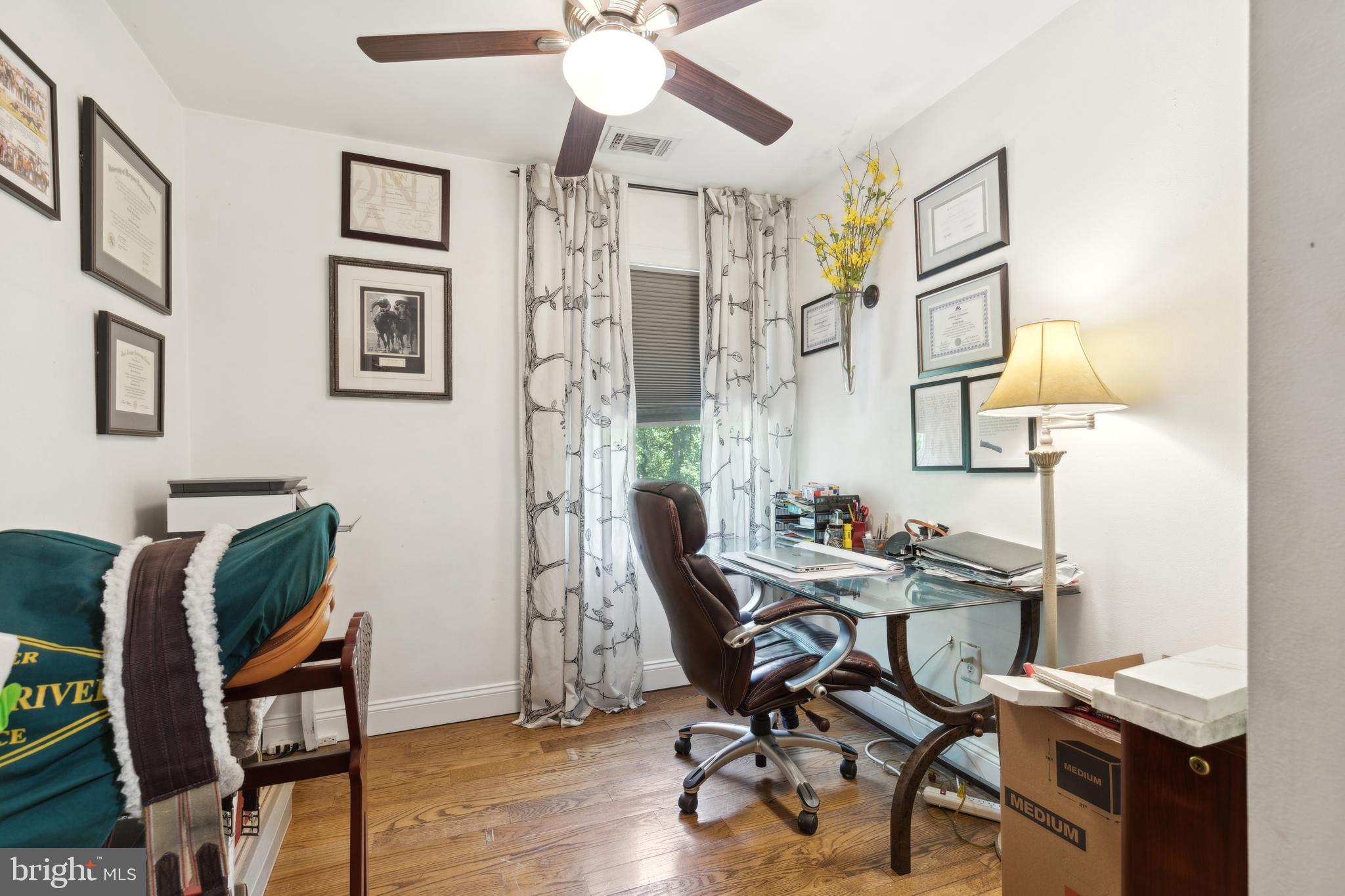 CROFTON MEADOWS - Residential