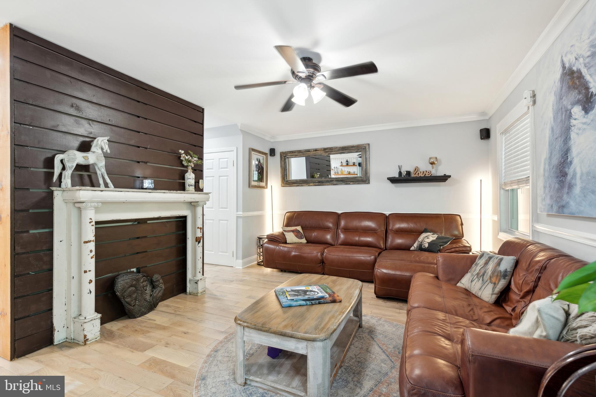 CROFTON MEADOWS - Residential